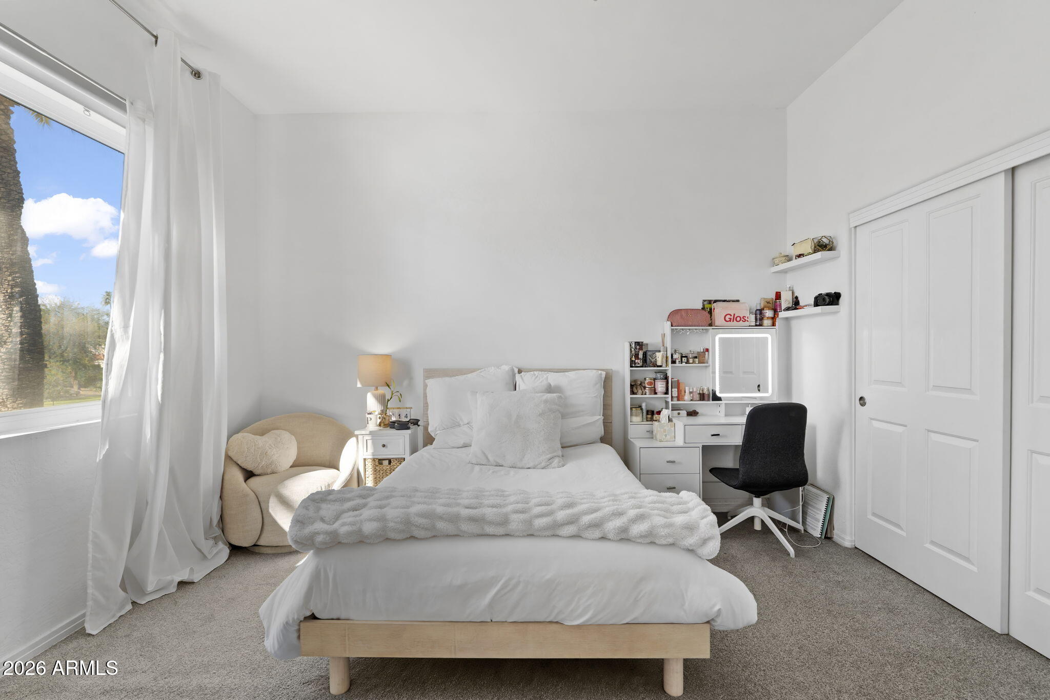 7616 E SIERRA VISTA Drive