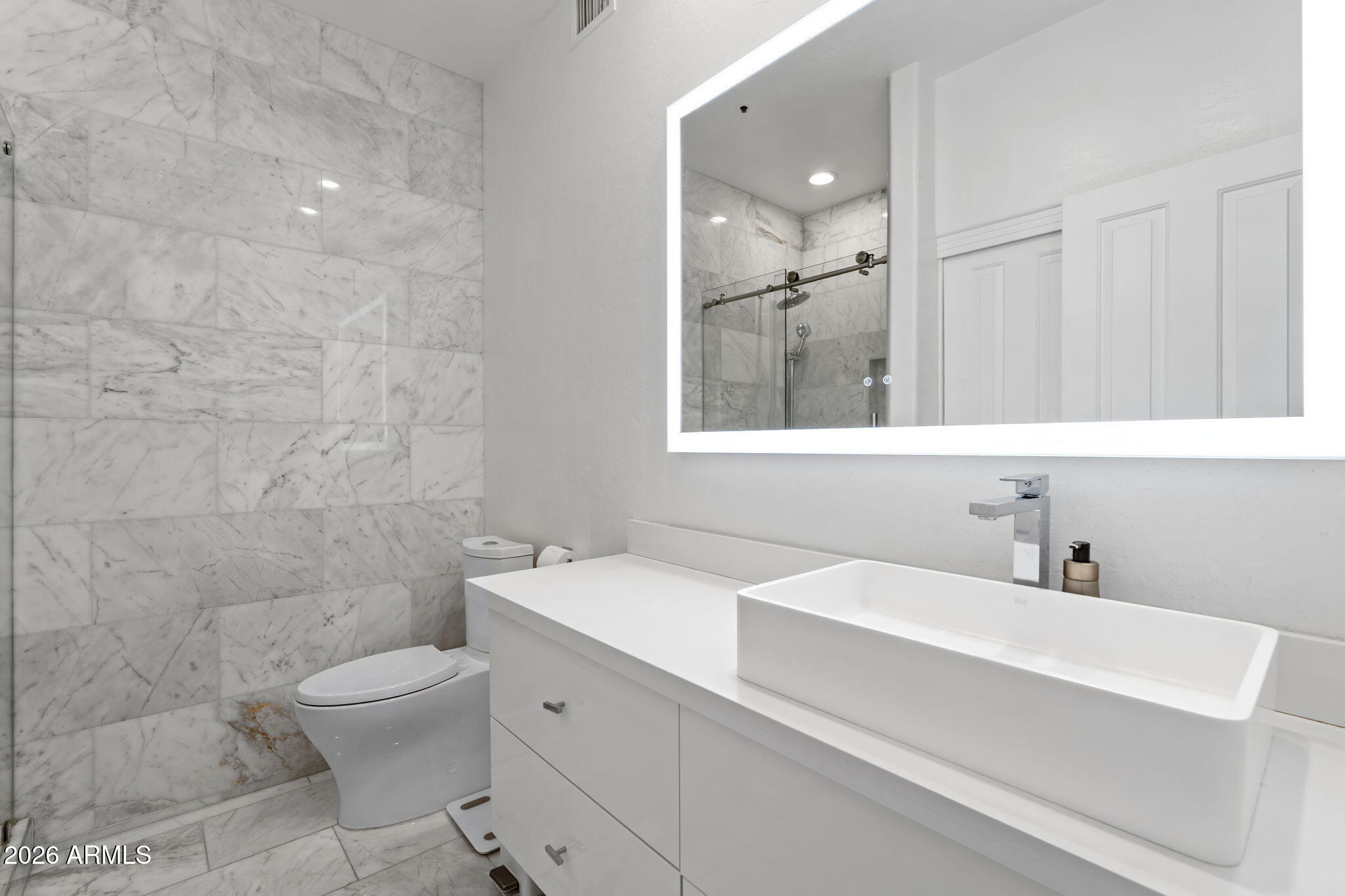 7616 E SIERRA VISTA Drive