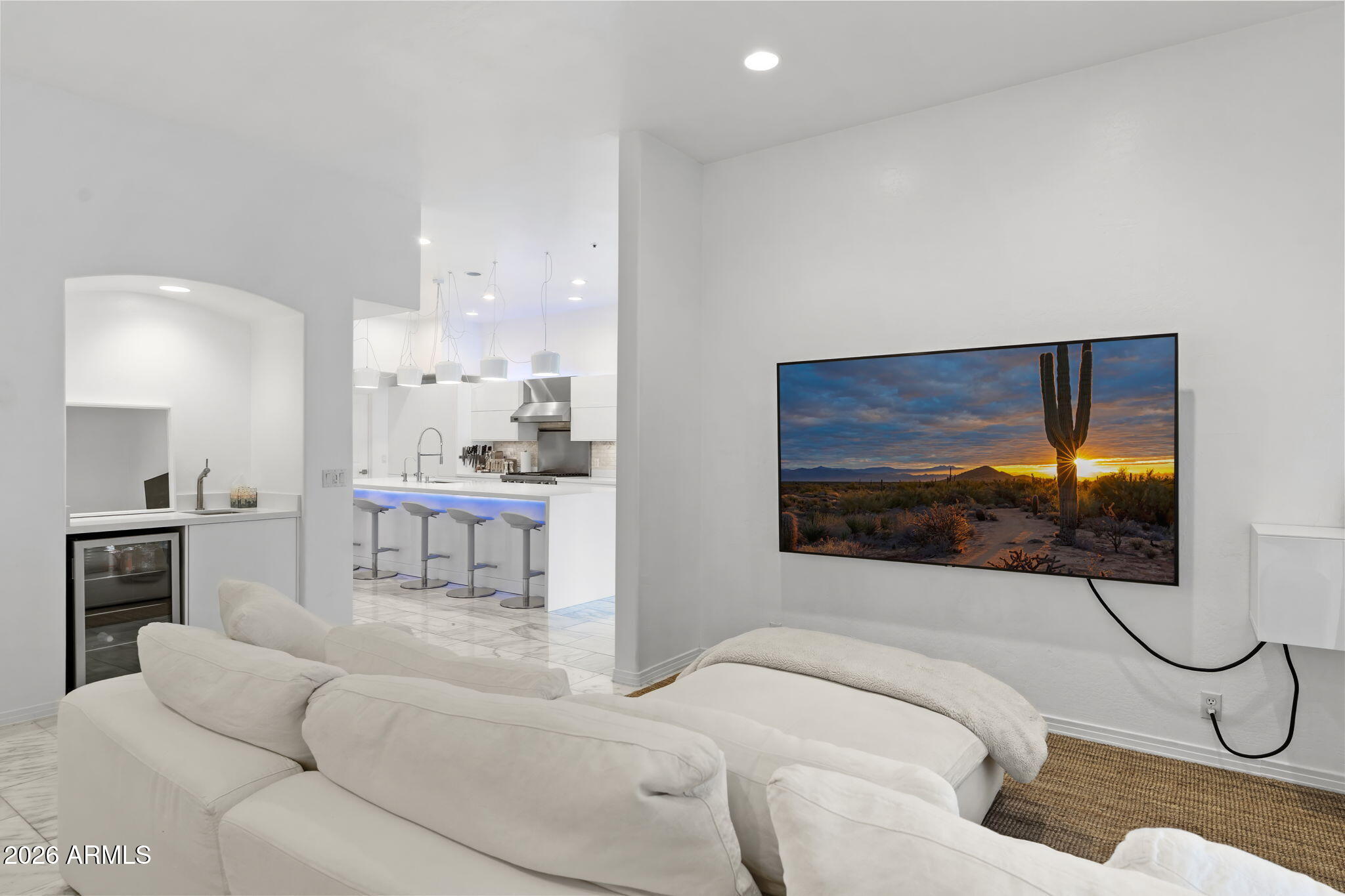 7616 E SIERRA VISTA Drive