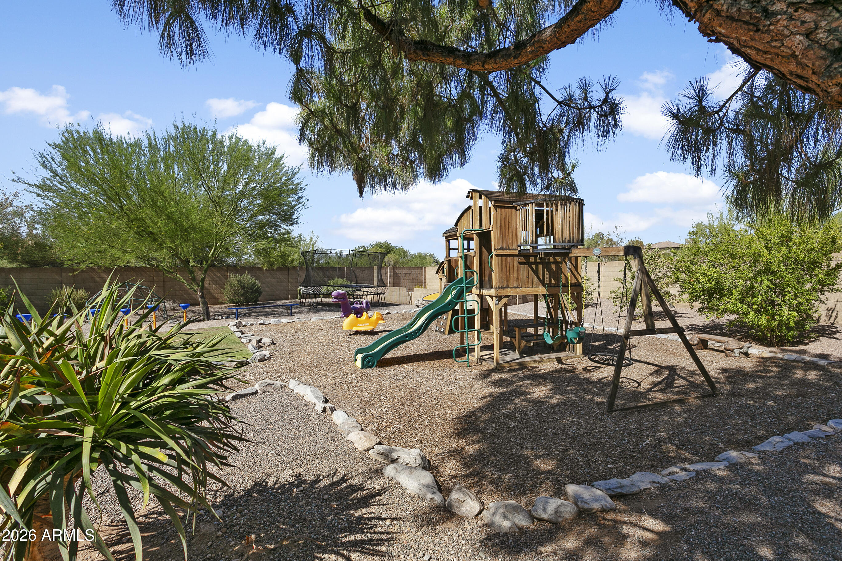 4108 E FANFOL Drive