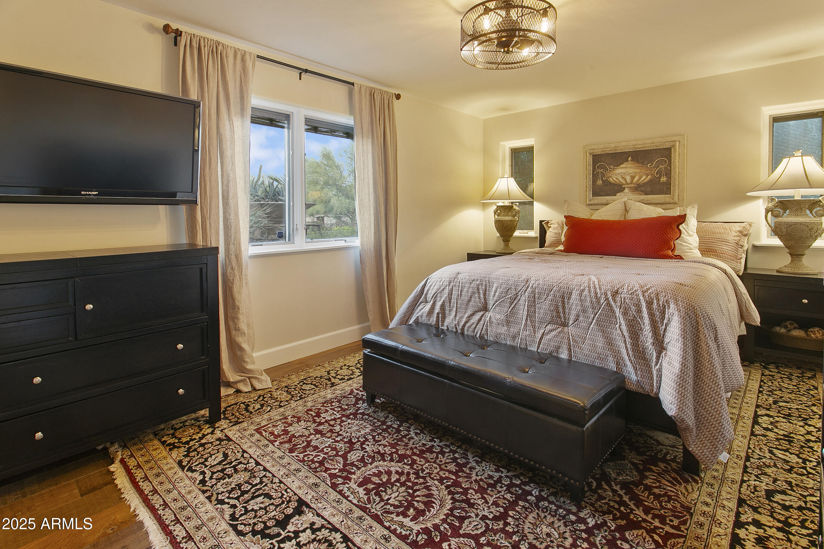 4836 E MOONLIGHT Way