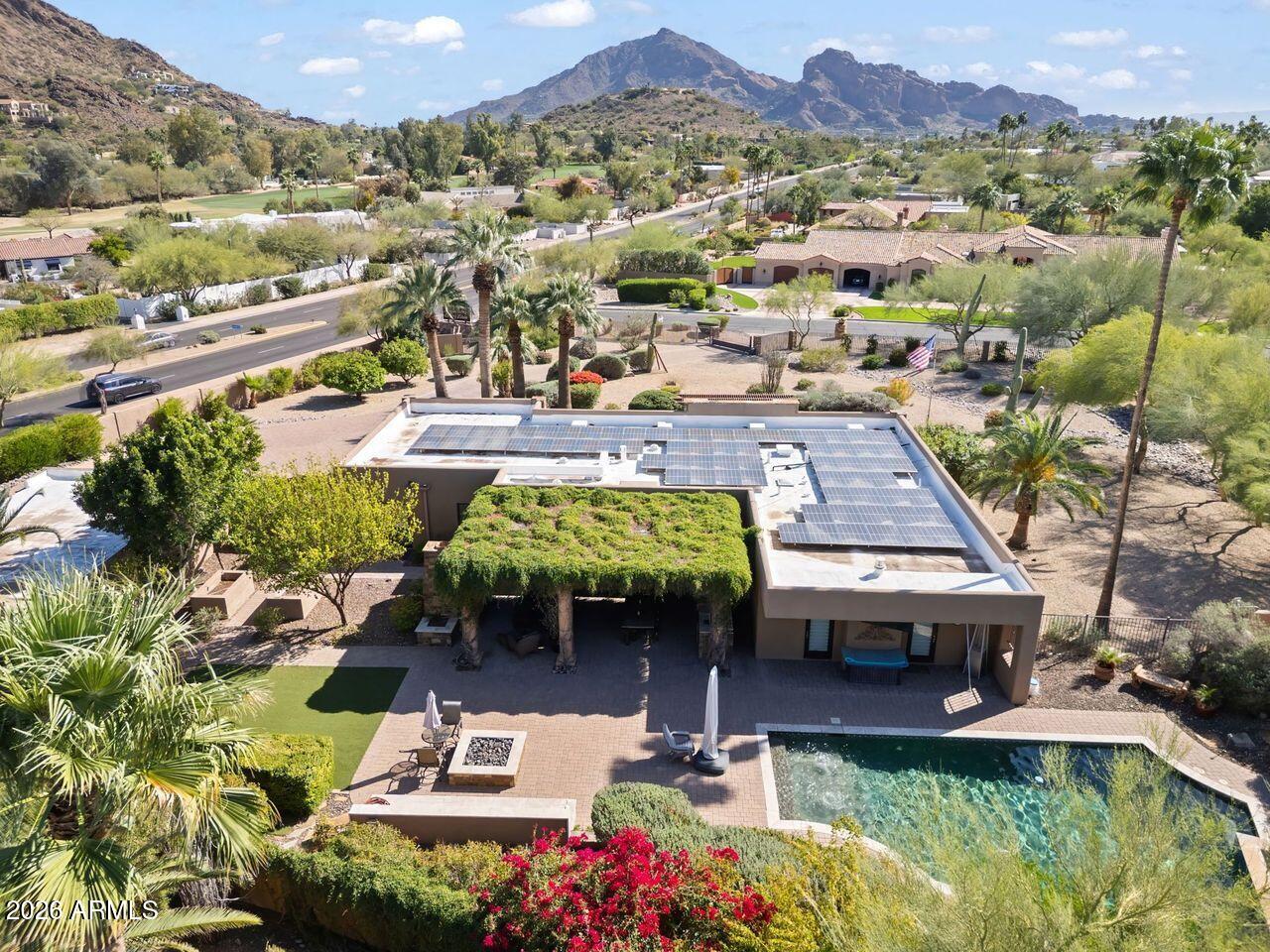 4836 E MOONLIGHT Way