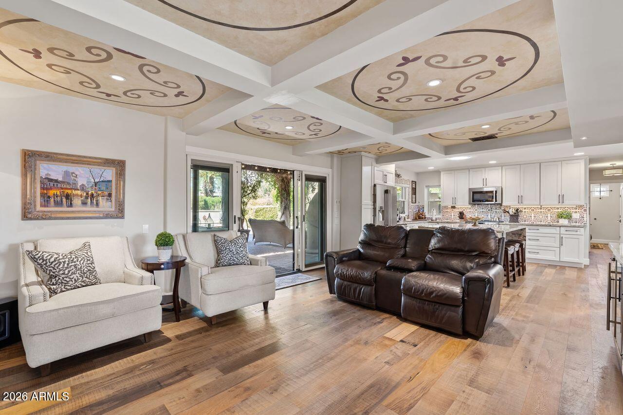 4836 E MOONLIGHT Way