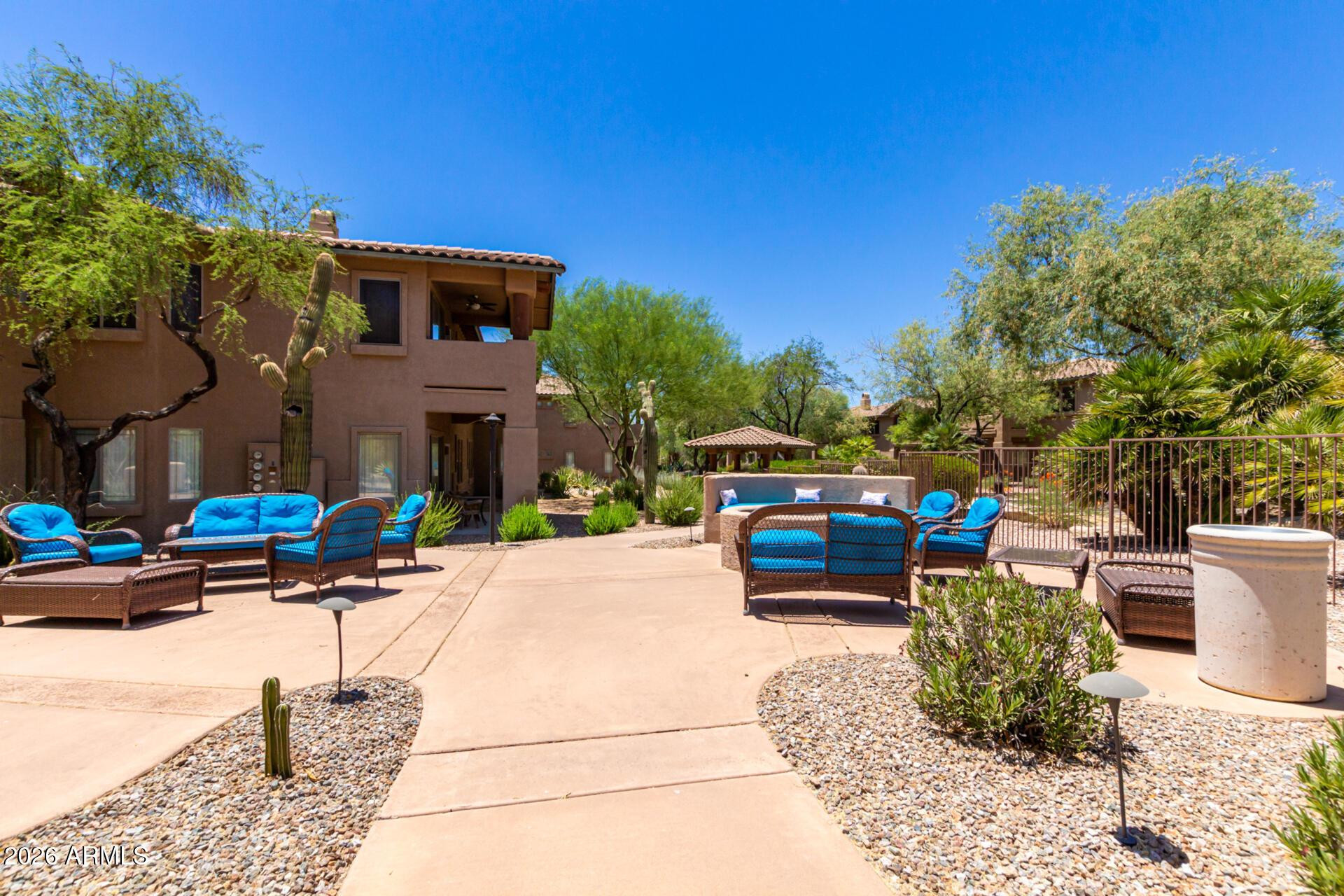 11500 E Cochise Drive Unit 2072
