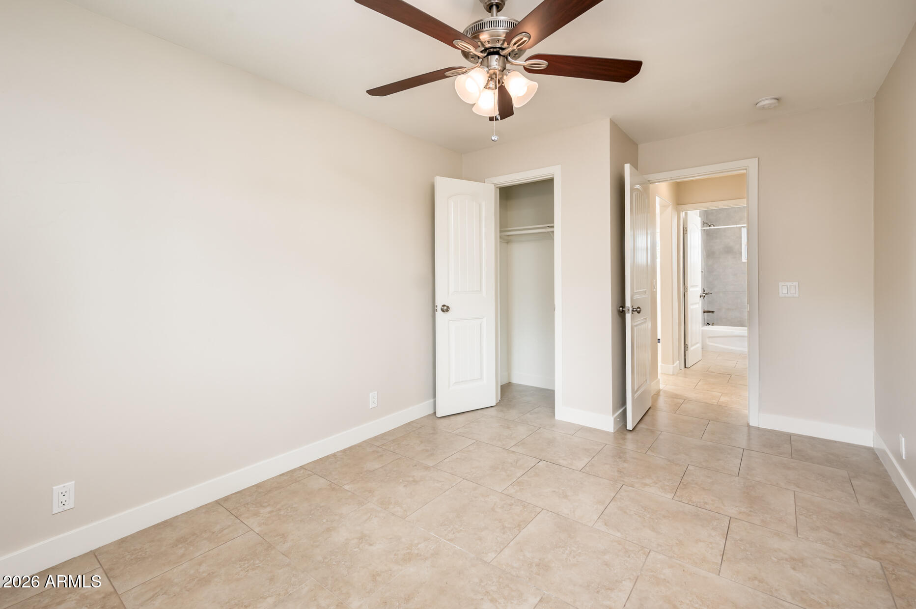 1225 E CAMPBELL Avenue