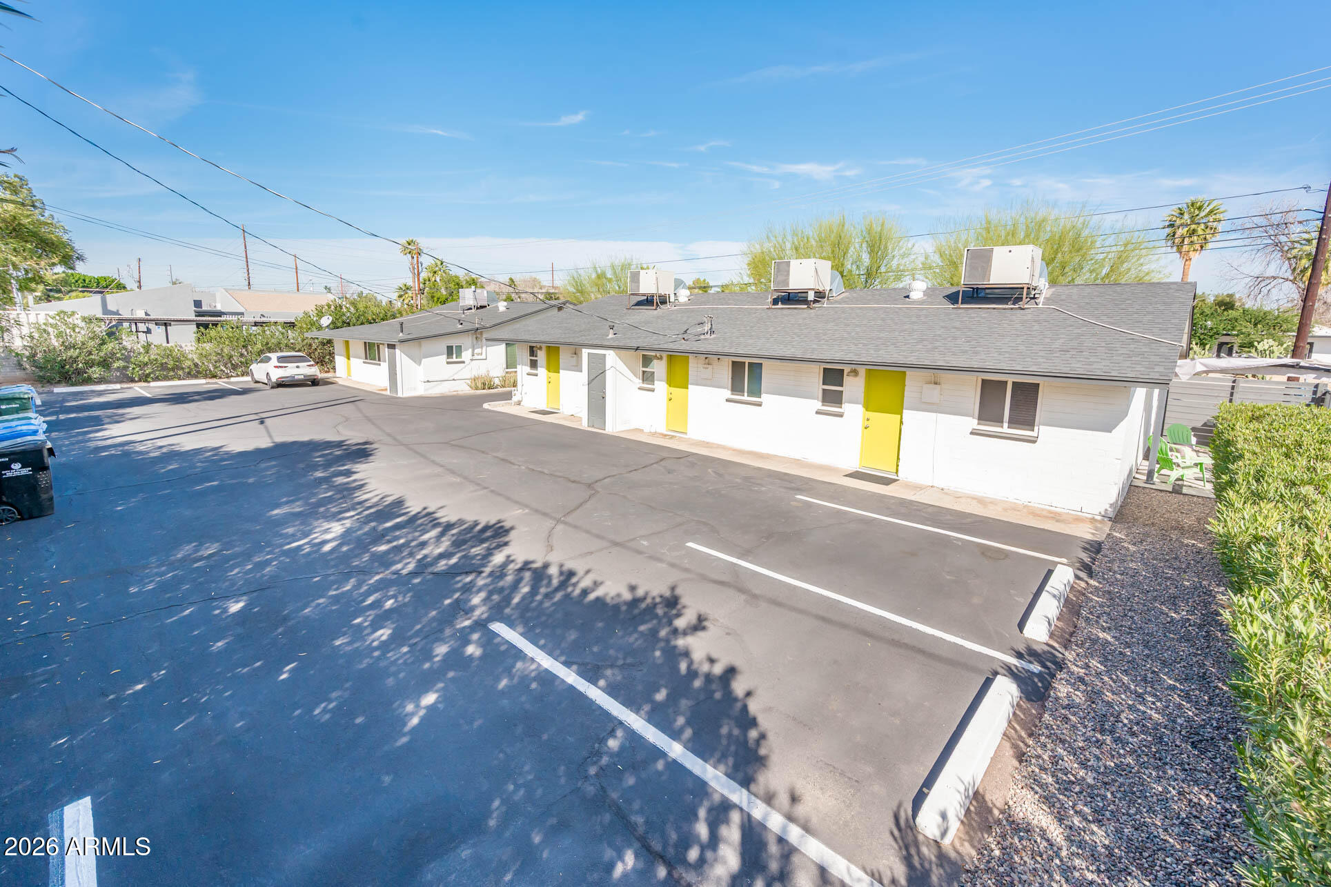 1225 E CAMPBELL Avenue