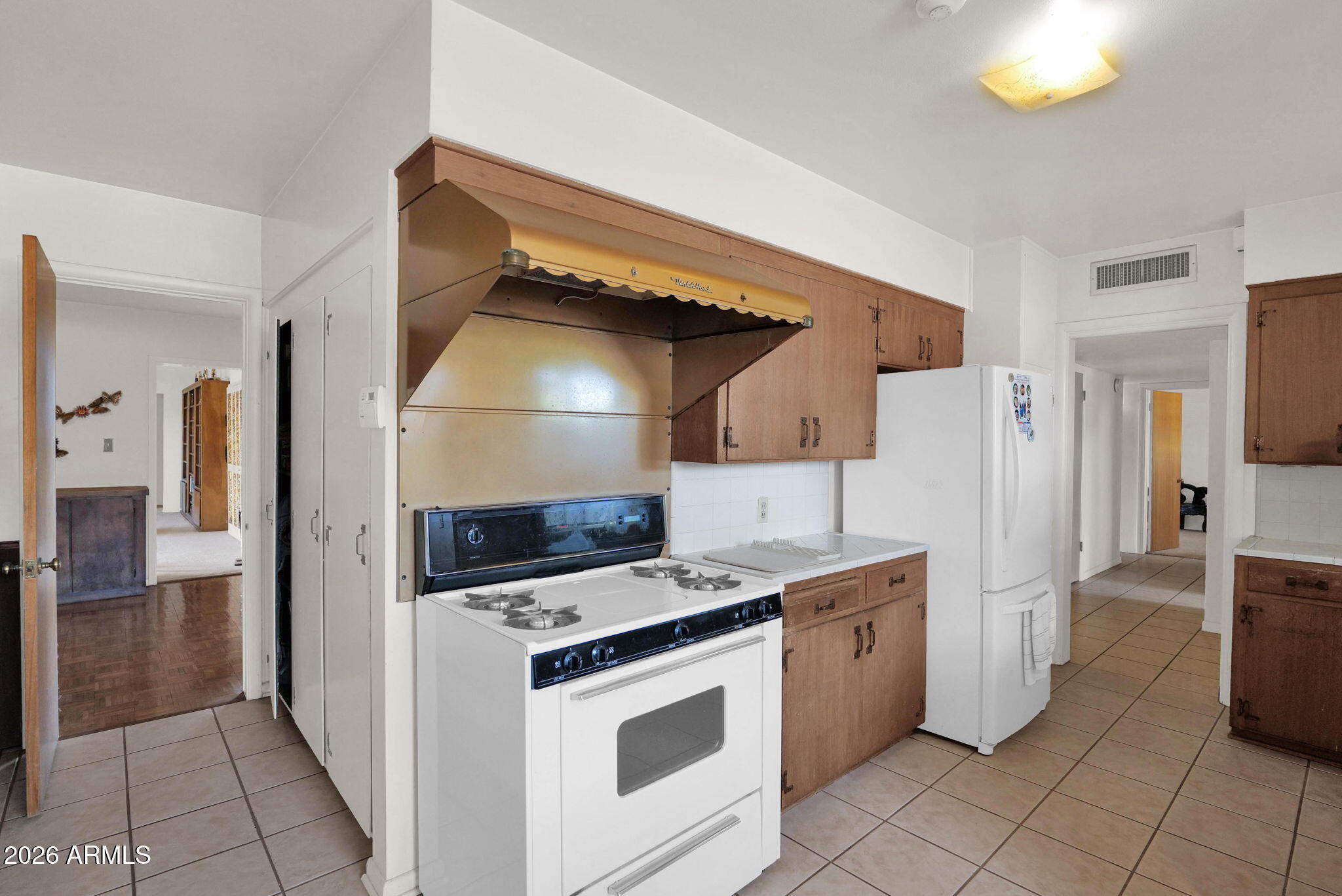 5343 E VERDE Lane