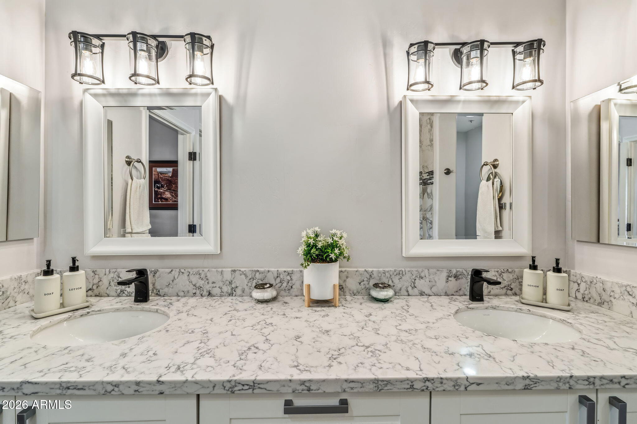 11011 N ZEPHYR Drive 105