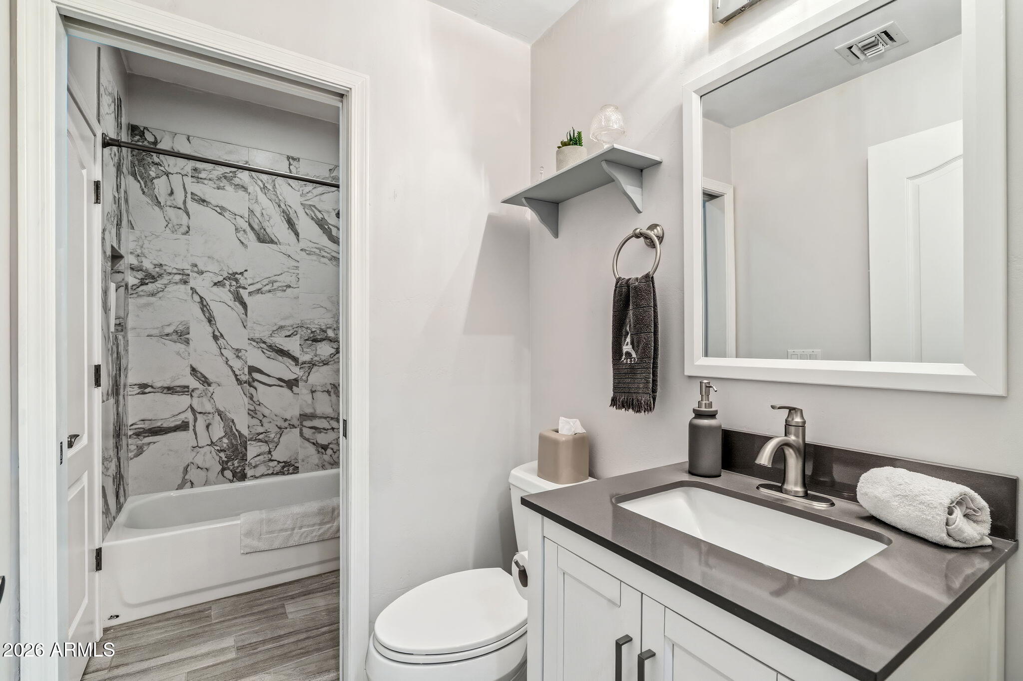 11011 N ZEPHYR Drive 105