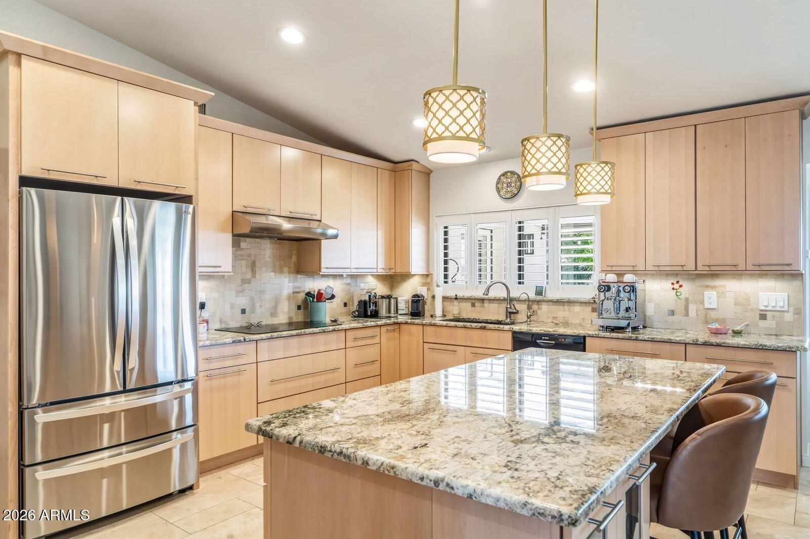 1129 E FOREST HILLS Drive