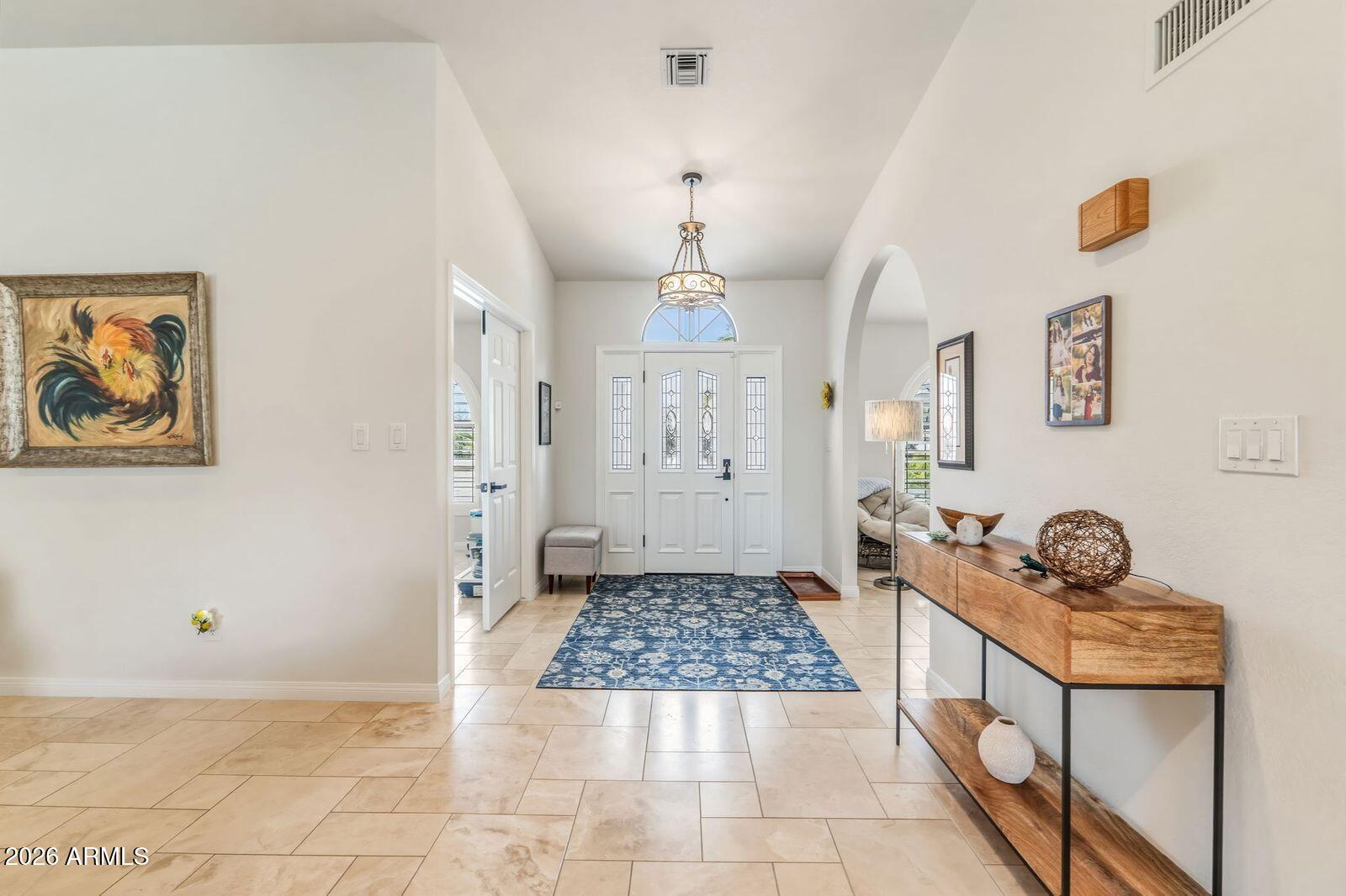 1129 E FOREST HILLS Drive