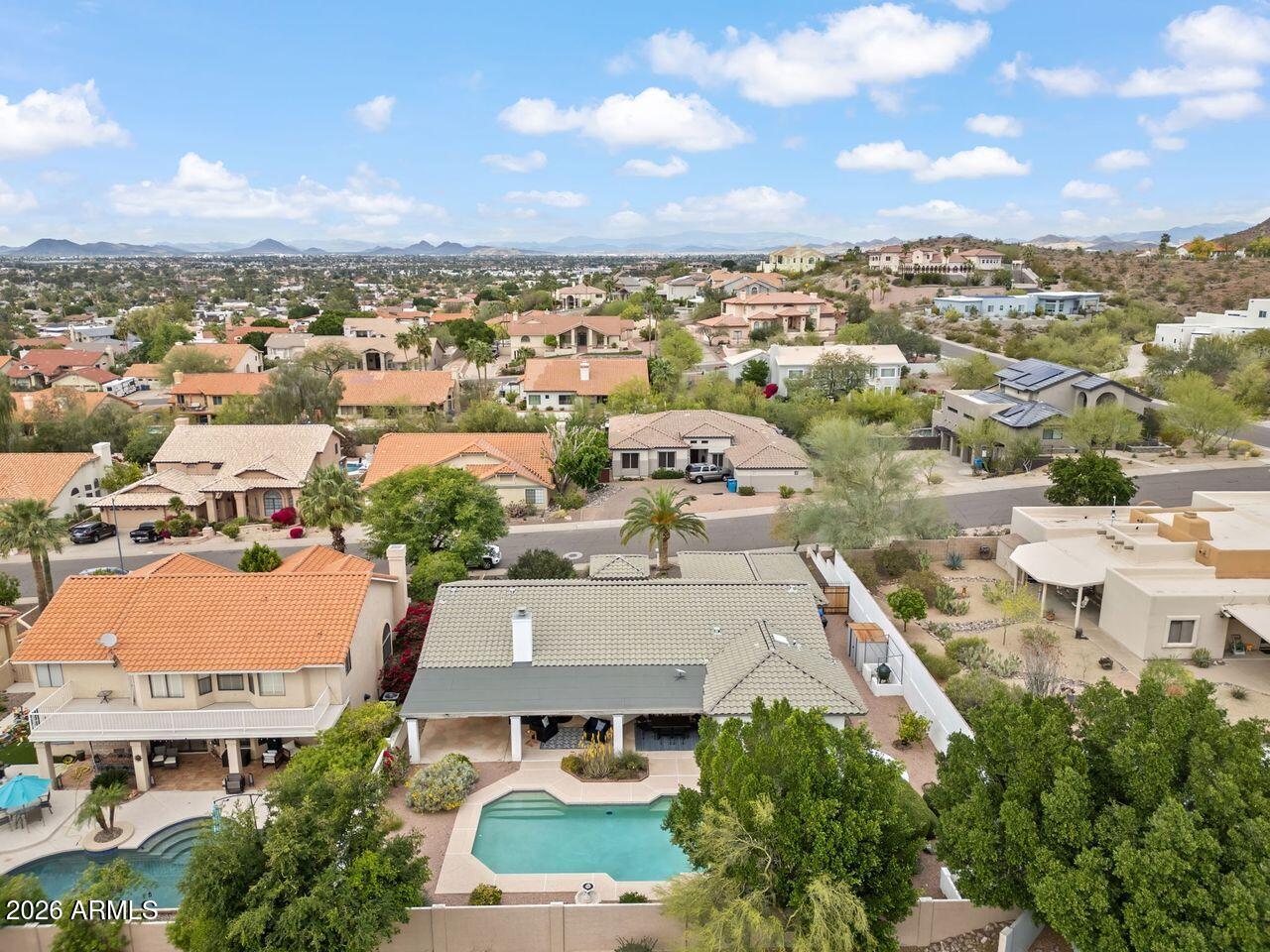 1129 E FOREST HILLS Drive