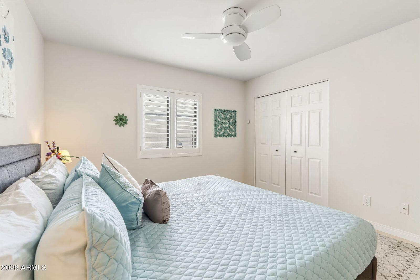 1129 E FOREST HILLS Drive