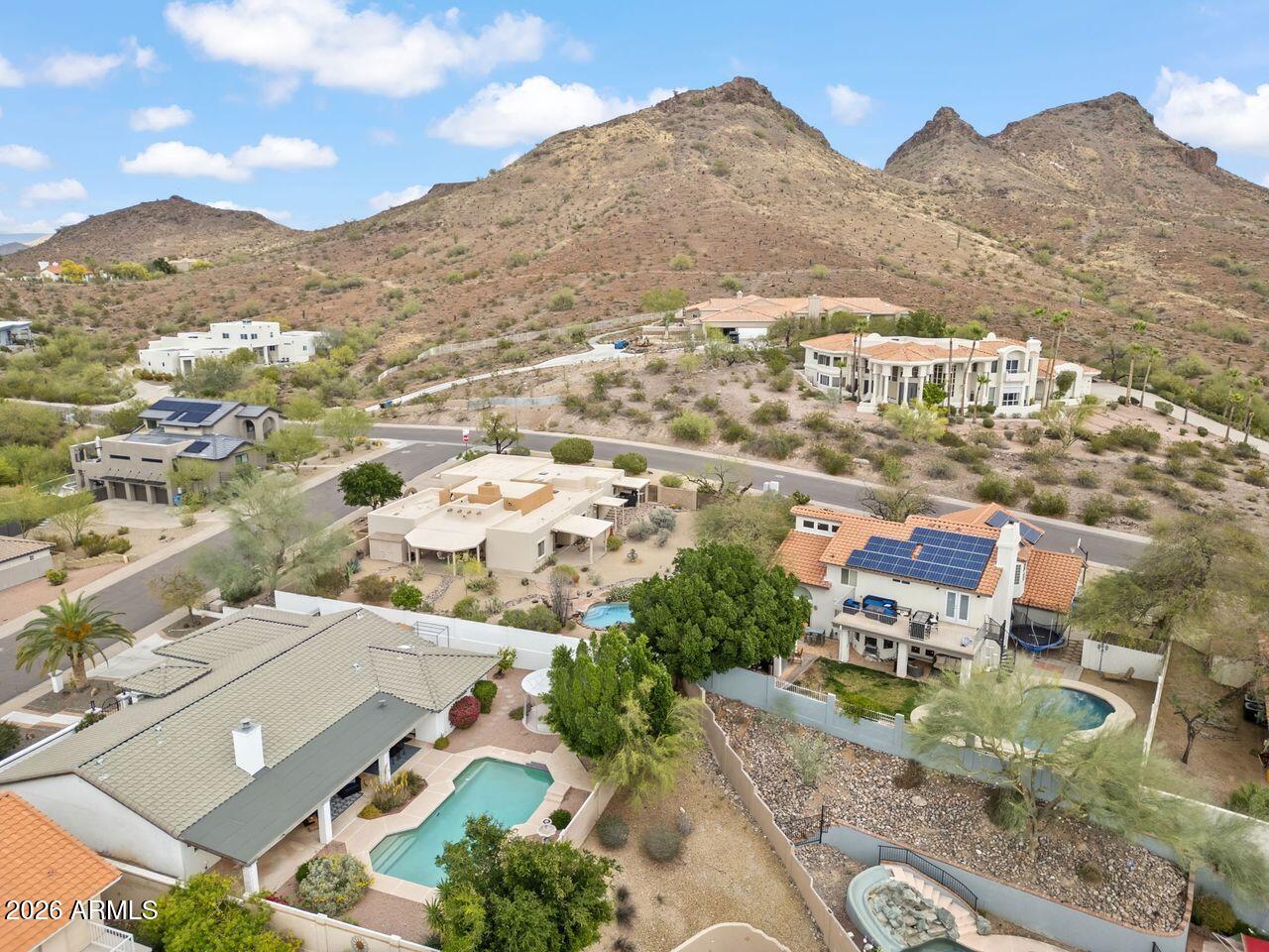 1129 E FOREST HILLS Drive