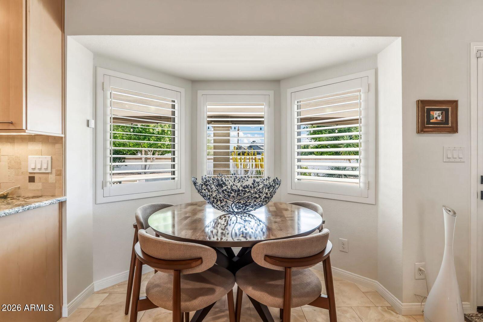 1129 E FOREST HILLS Drive