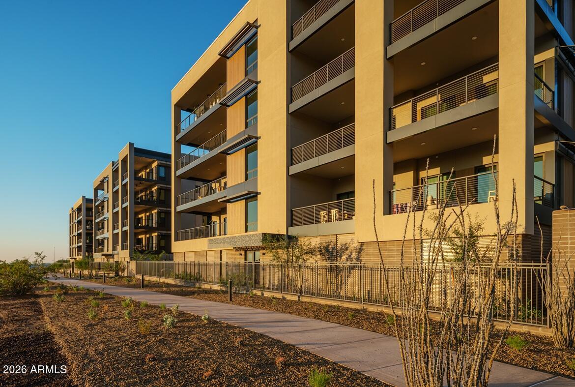 19355 N 73rd Way E5014