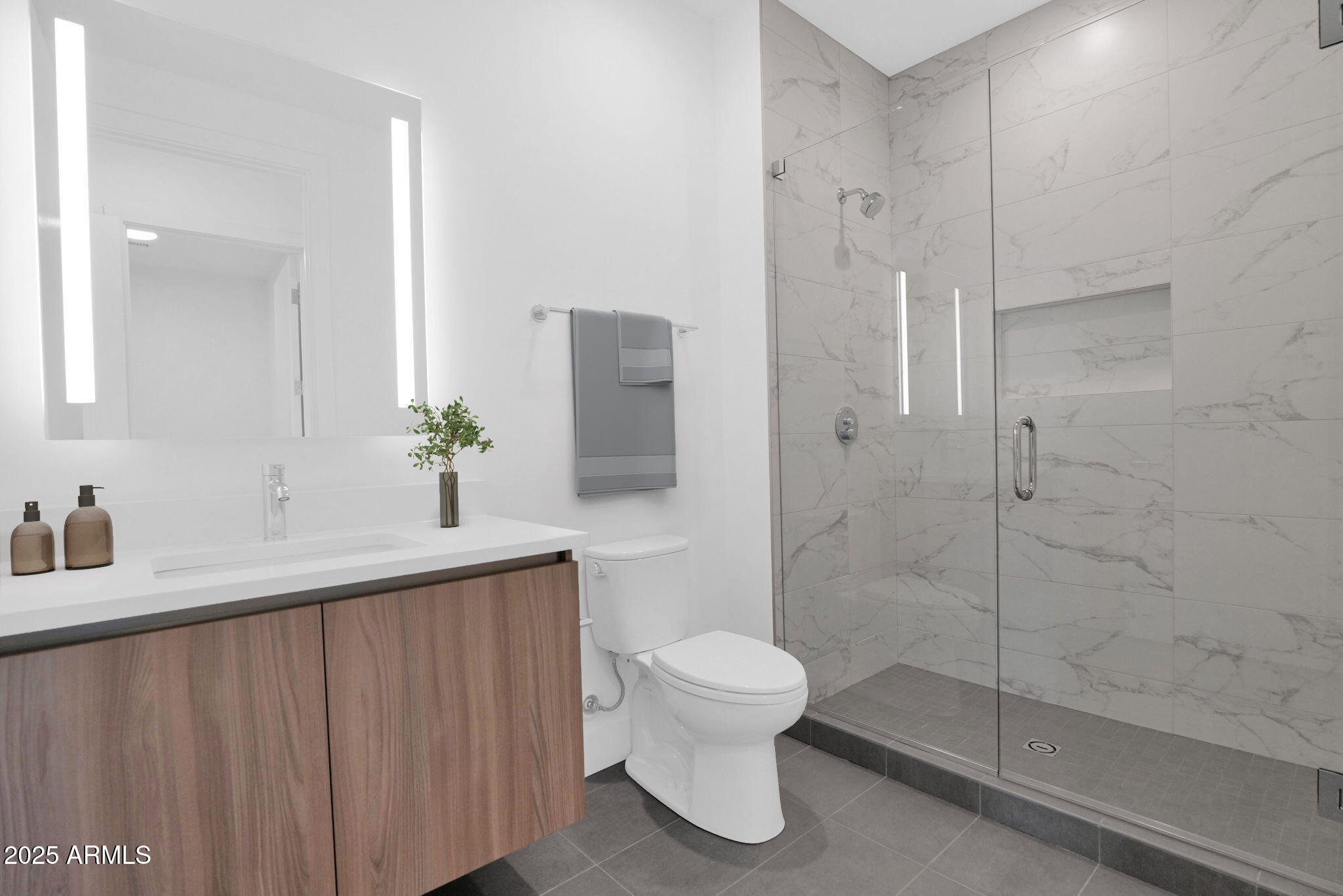 19355 N 73rd Way E5014