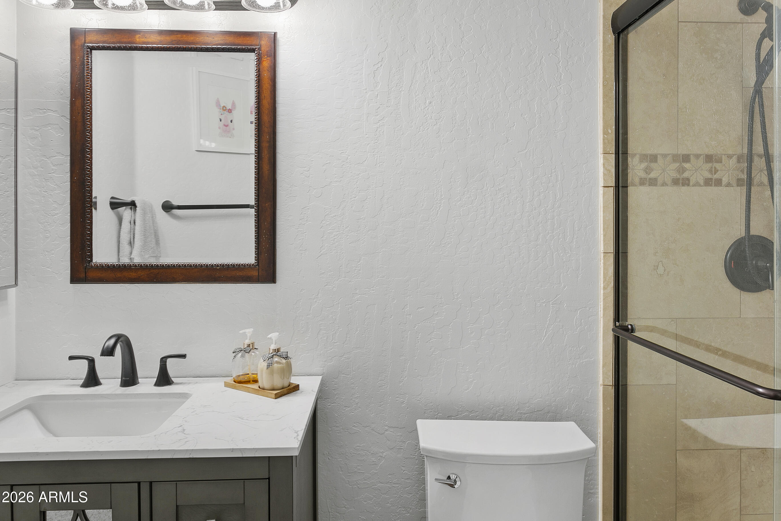 571 N KINGSTON Street