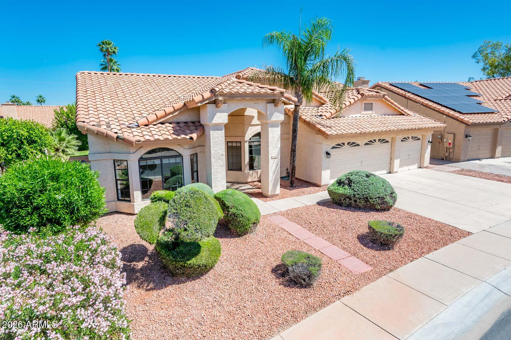 231 N COTTONWOOD Drive