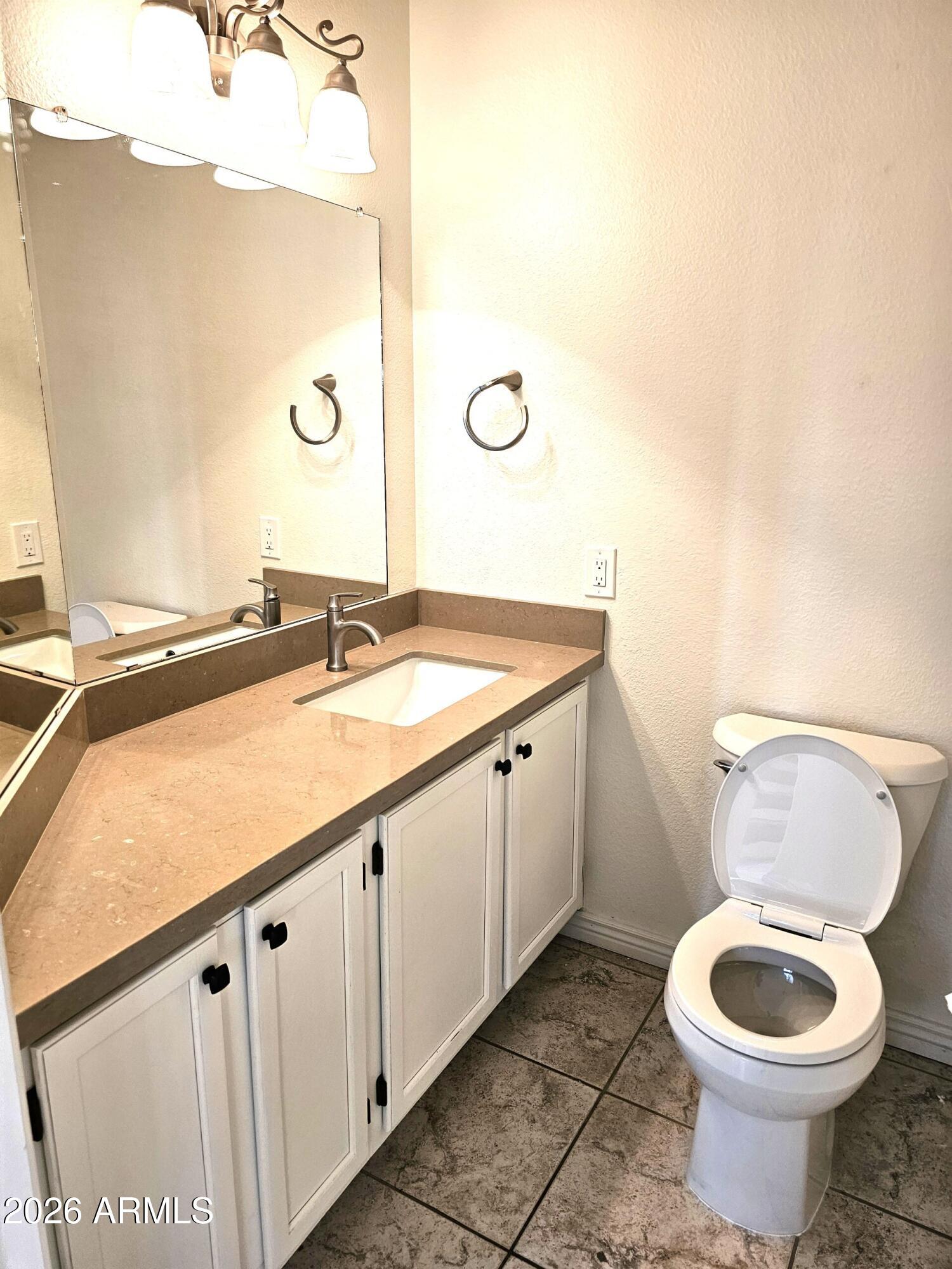 13645 S 38TH Place
