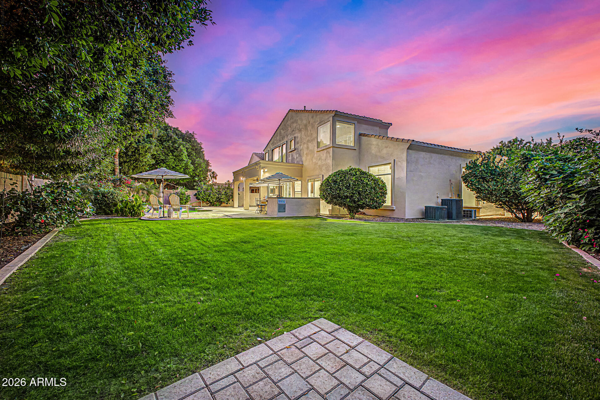 1563 W KAIBAB Drive