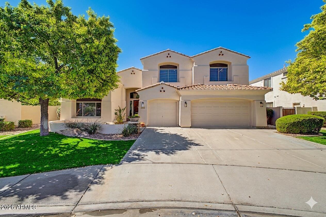 1563 W KAIBAB Drive