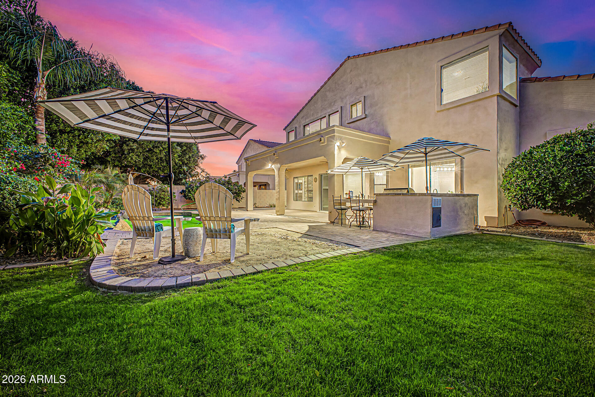 1563 W KAIBAB Drive