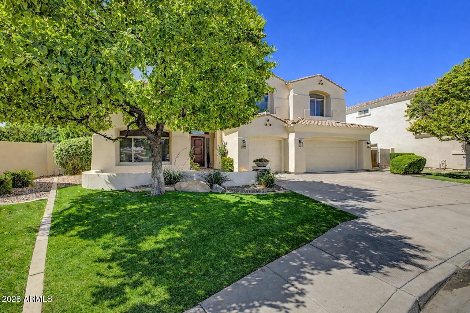 1563 W KAIBAB Drive