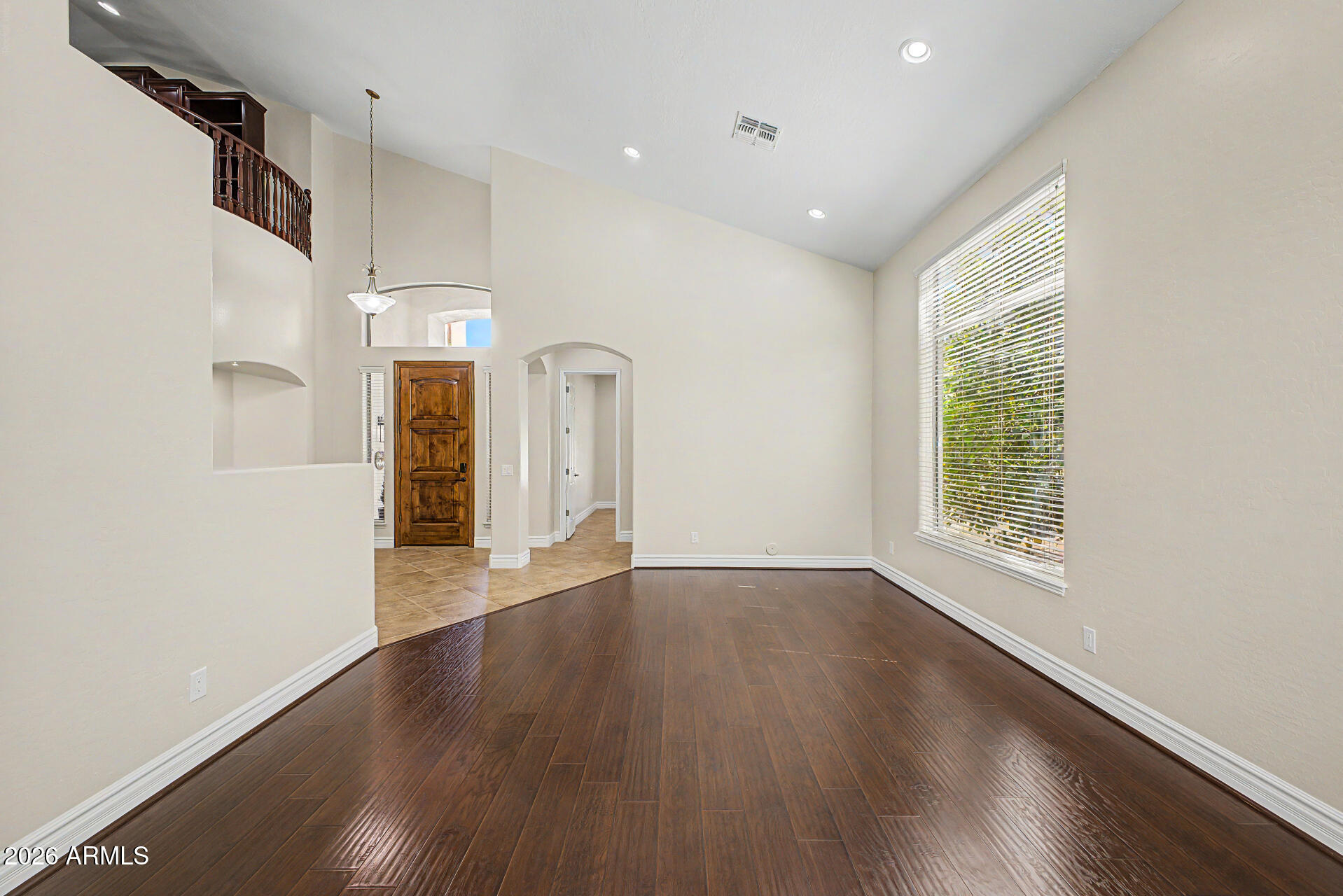 1563 W KAIBAB Drive