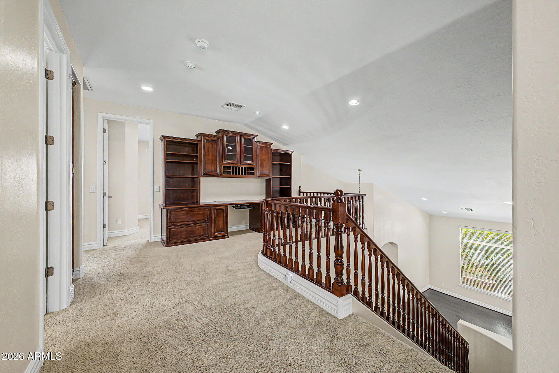 1563 W KAIBAB Drive