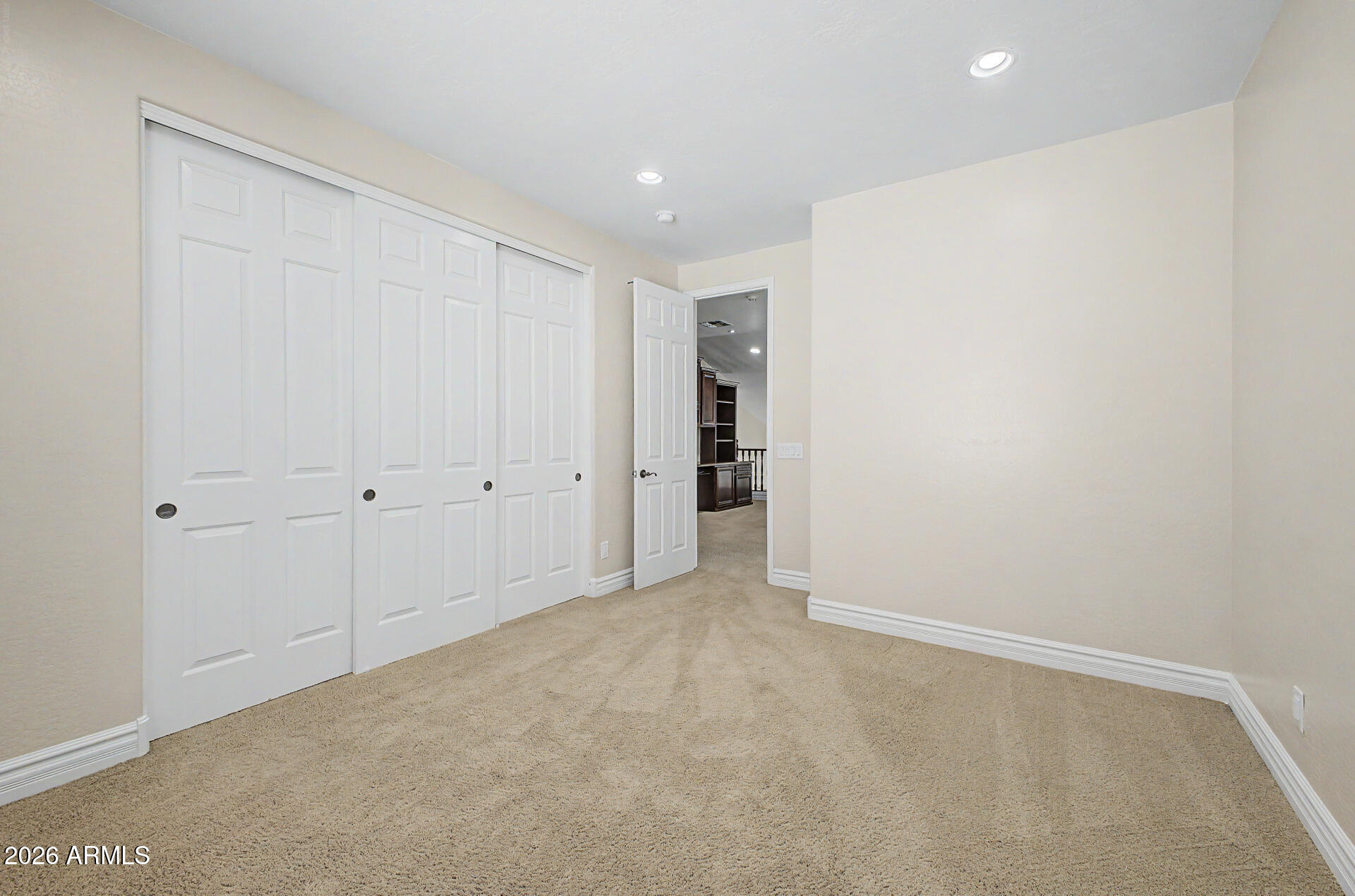 1563 W KAIBAB Drive