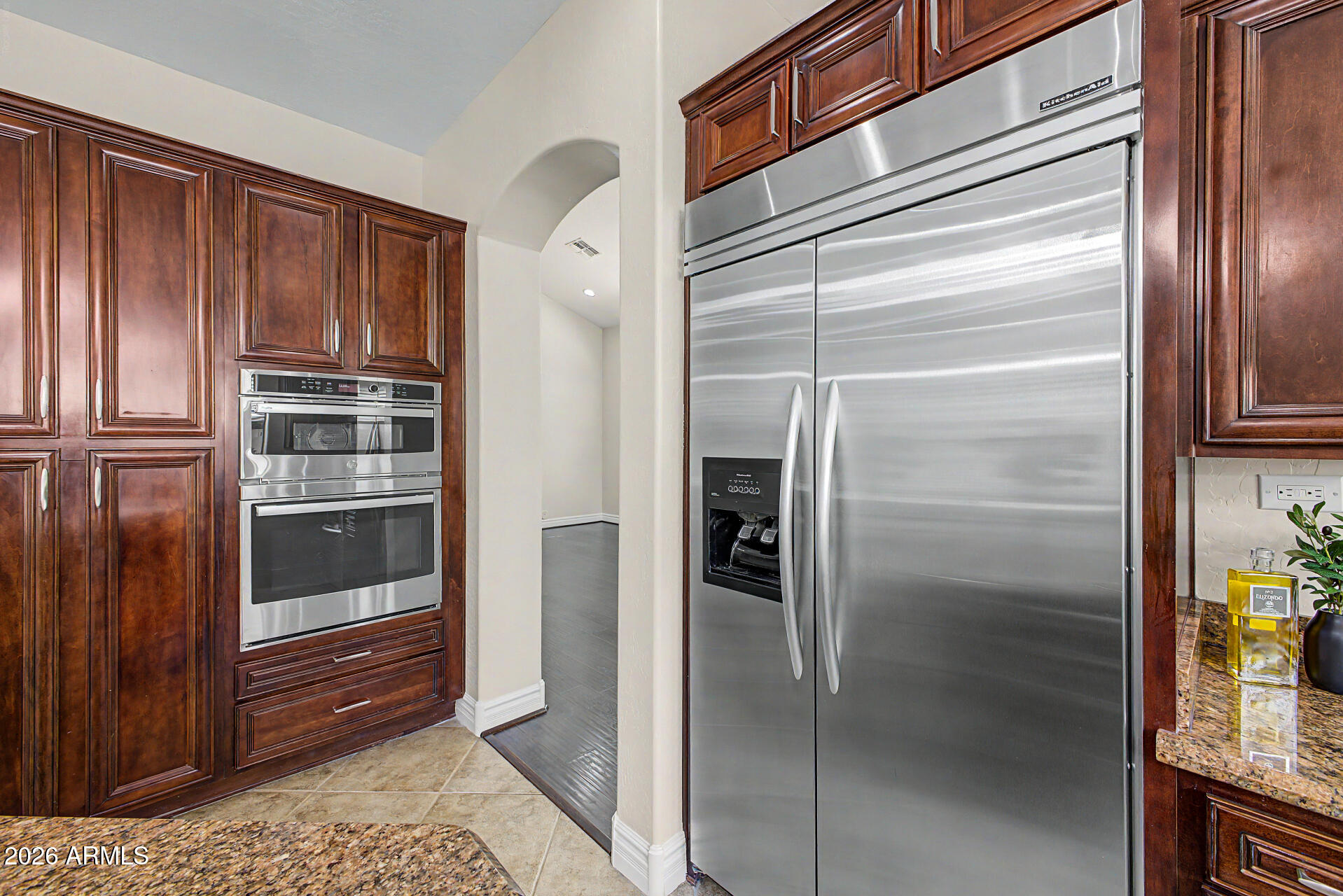 1563 W KAIBAB Drive