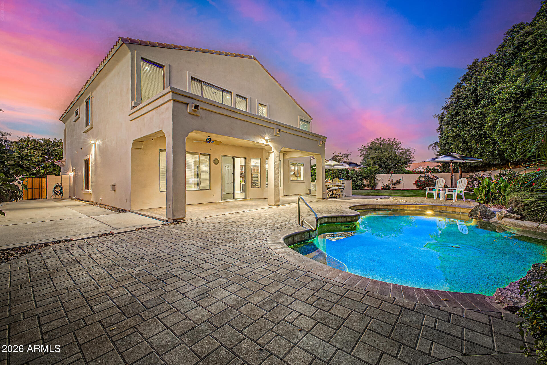 1563 W KAIBAB Drive