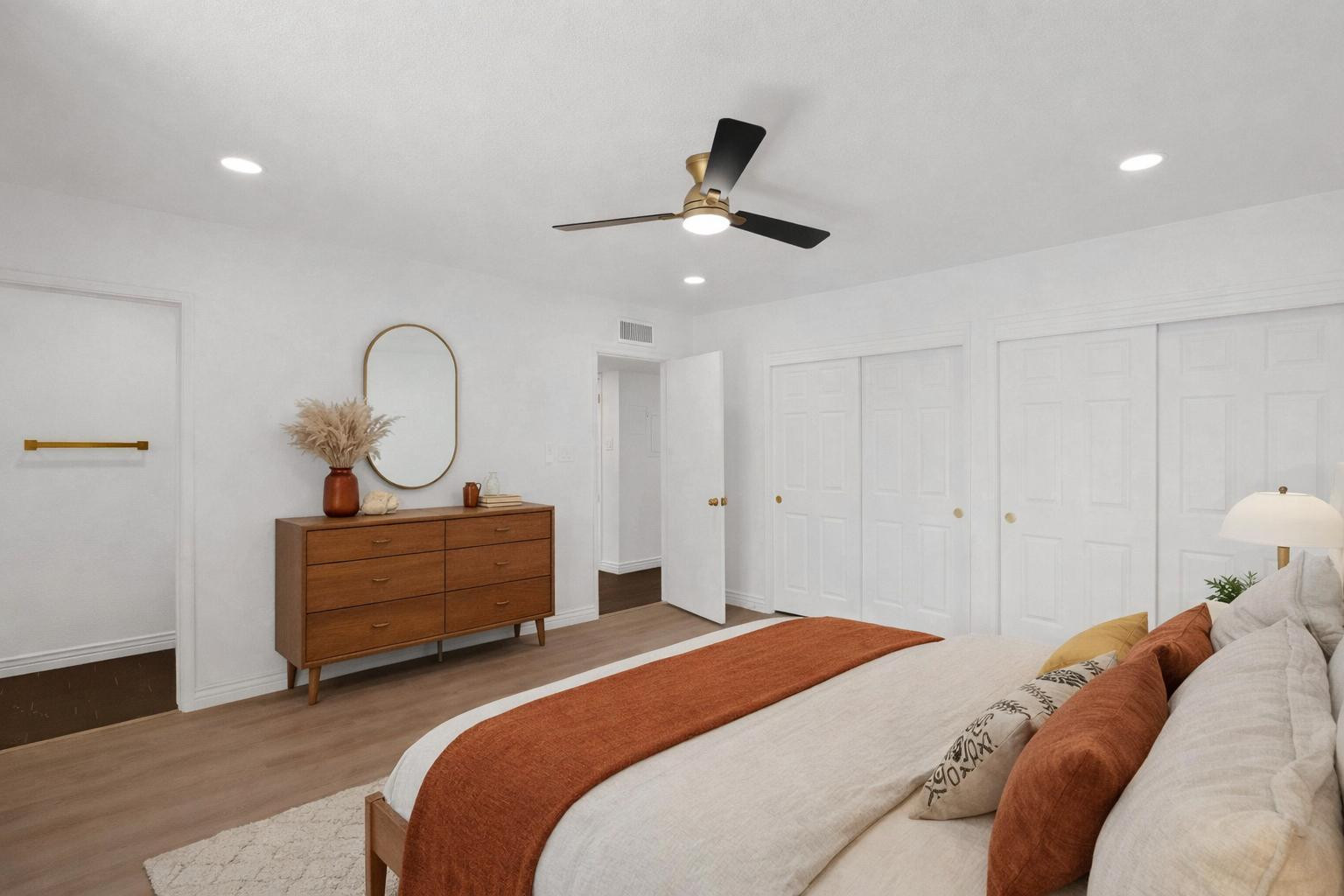 3655 N 5th Avenue Unit 212