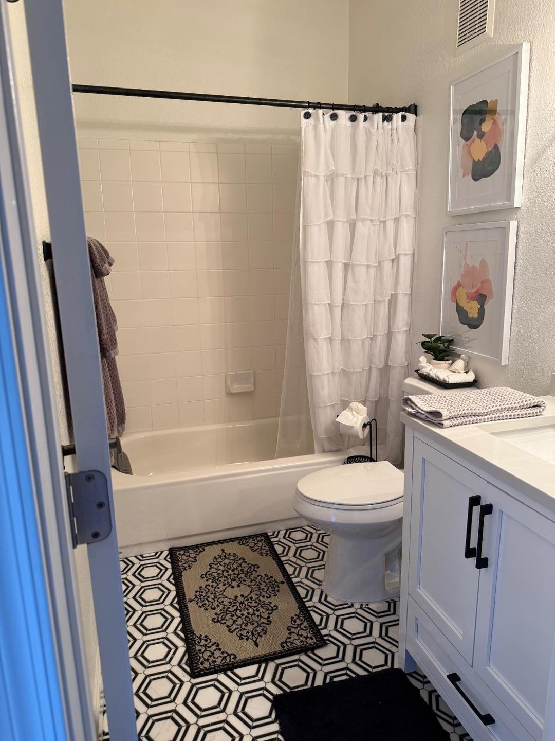 4455 E Paradise Village Parkway S Apt 1040
