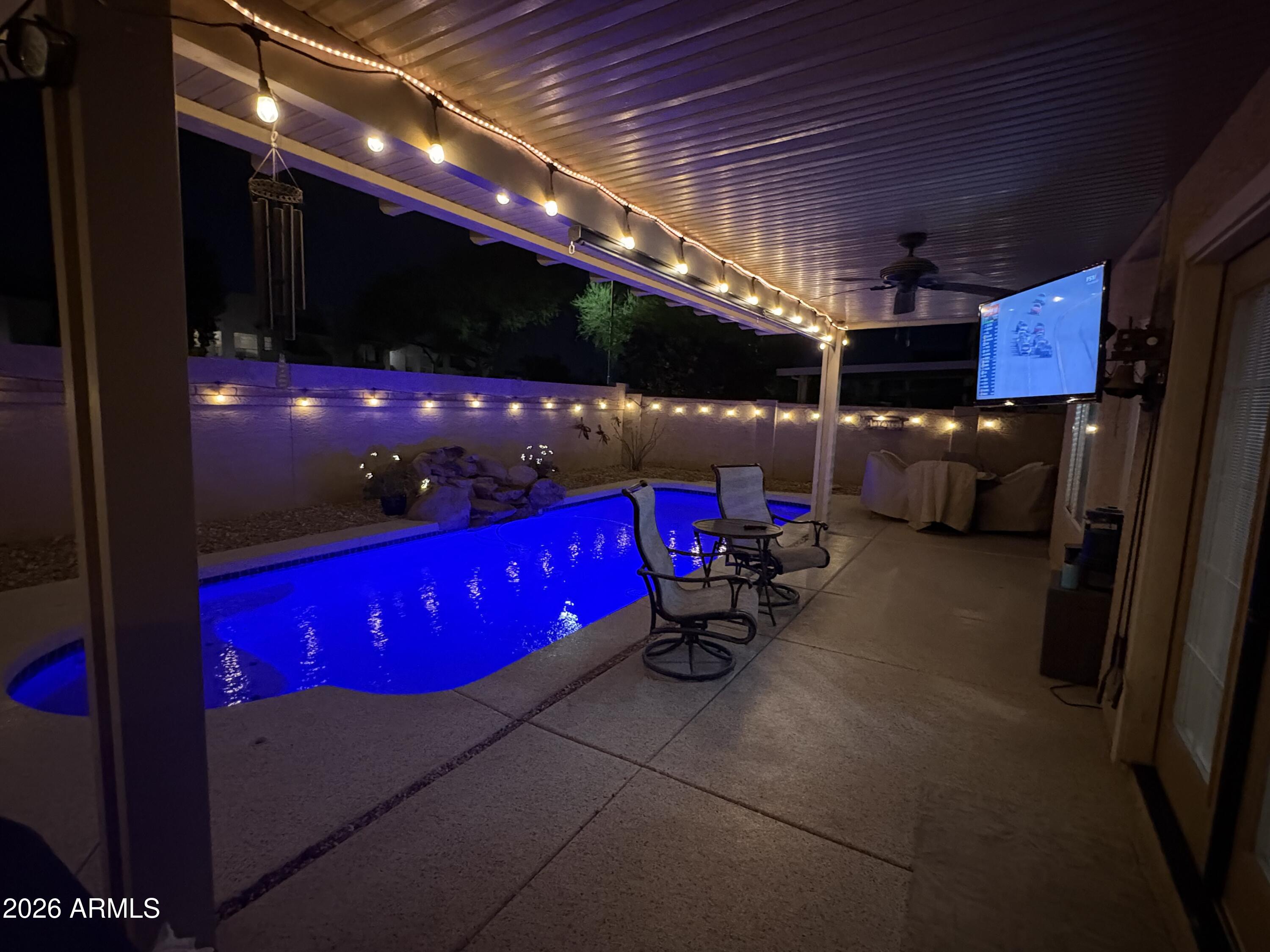 890 N CHOLLA Street