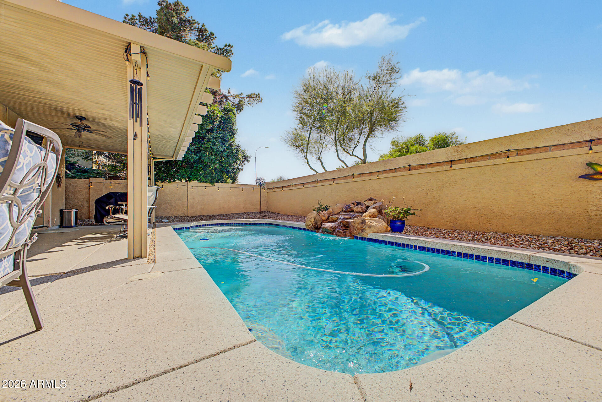 890 N CHOLLA Street