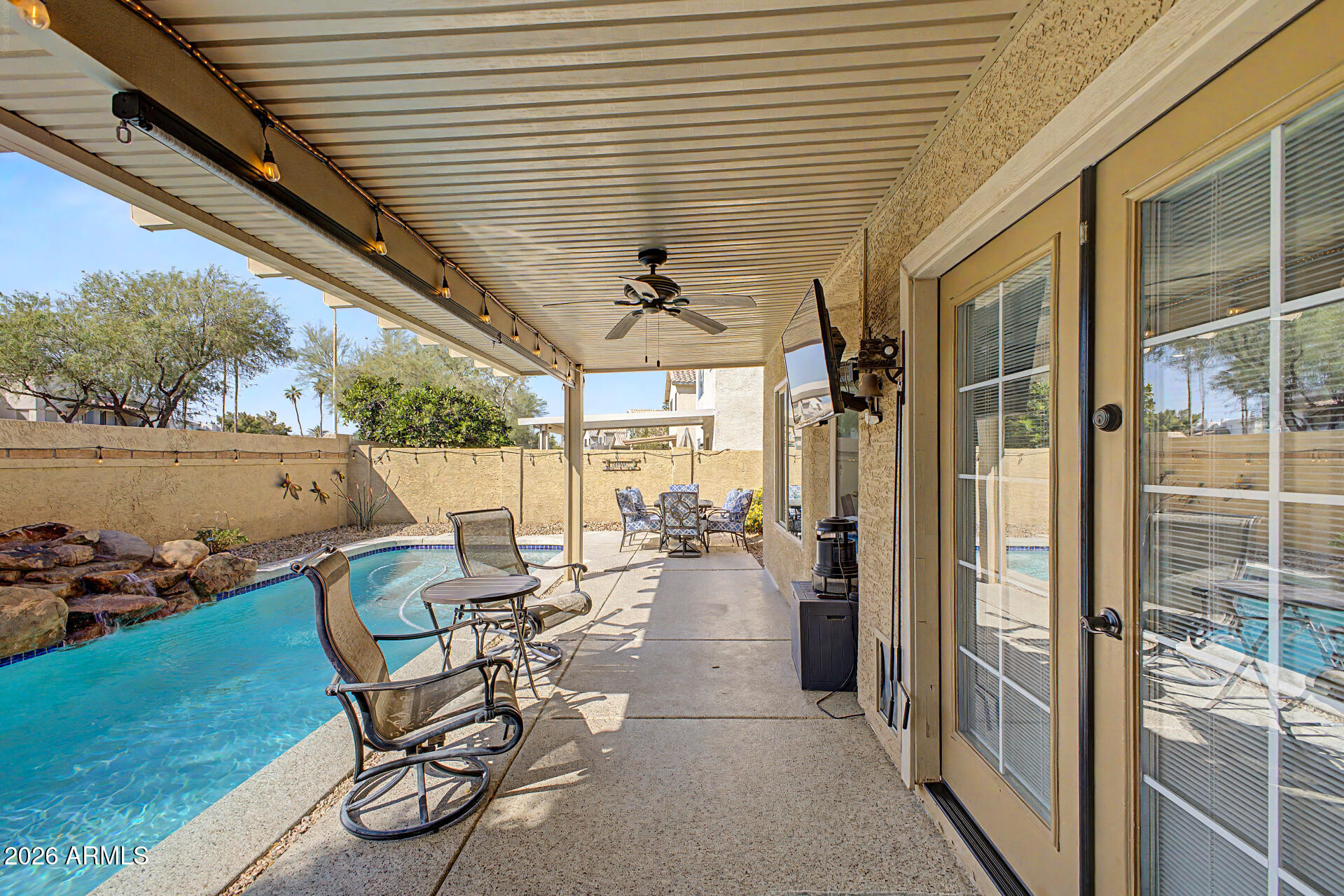 890 N CHOLLA Street