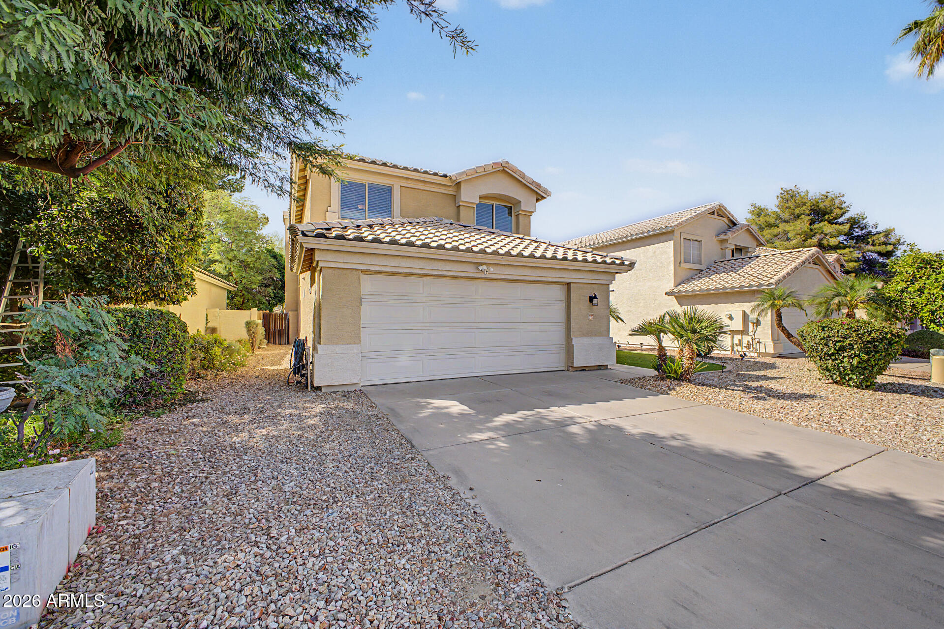 890 N CHOLLA Street