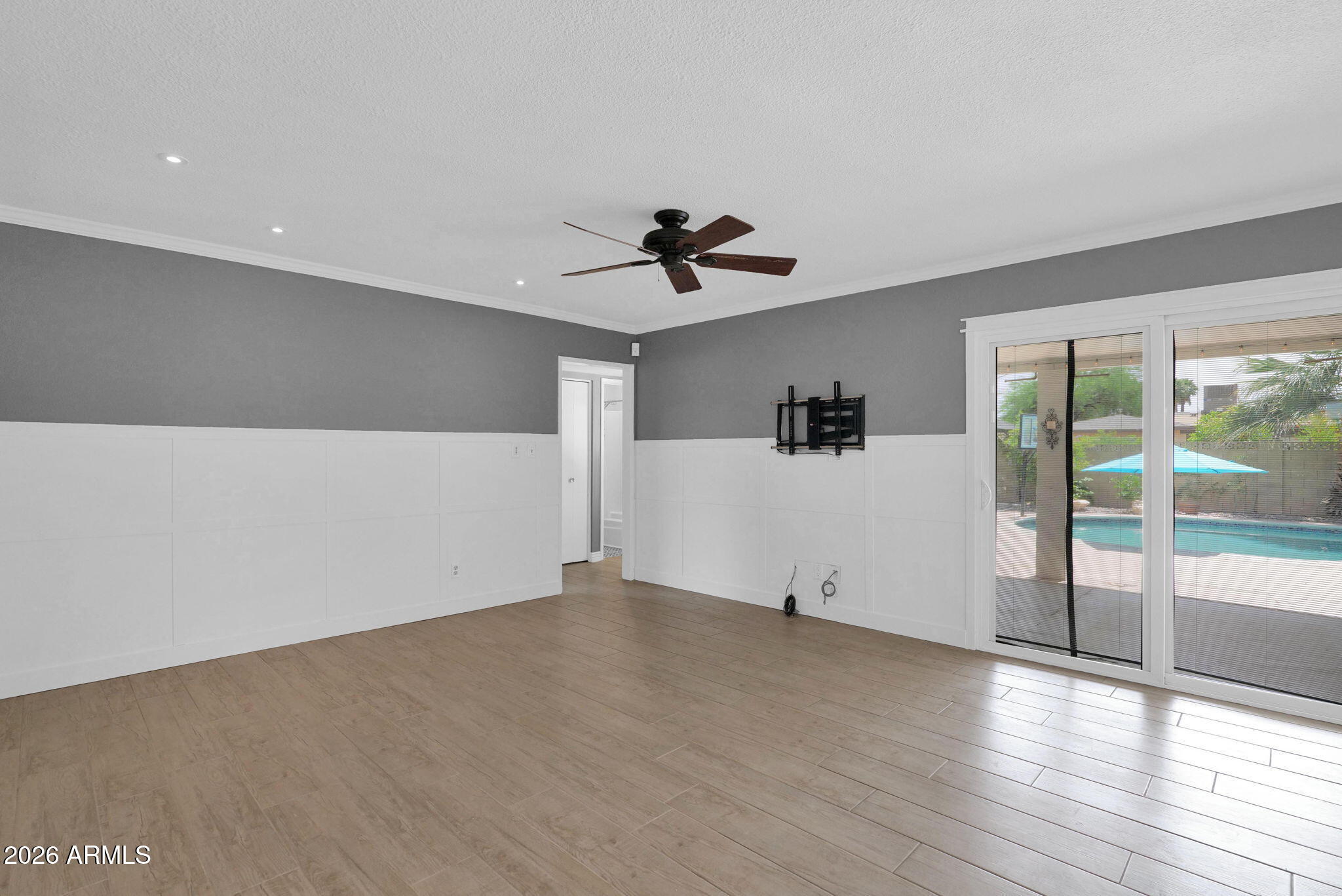 2343 W DE PALMA Circle