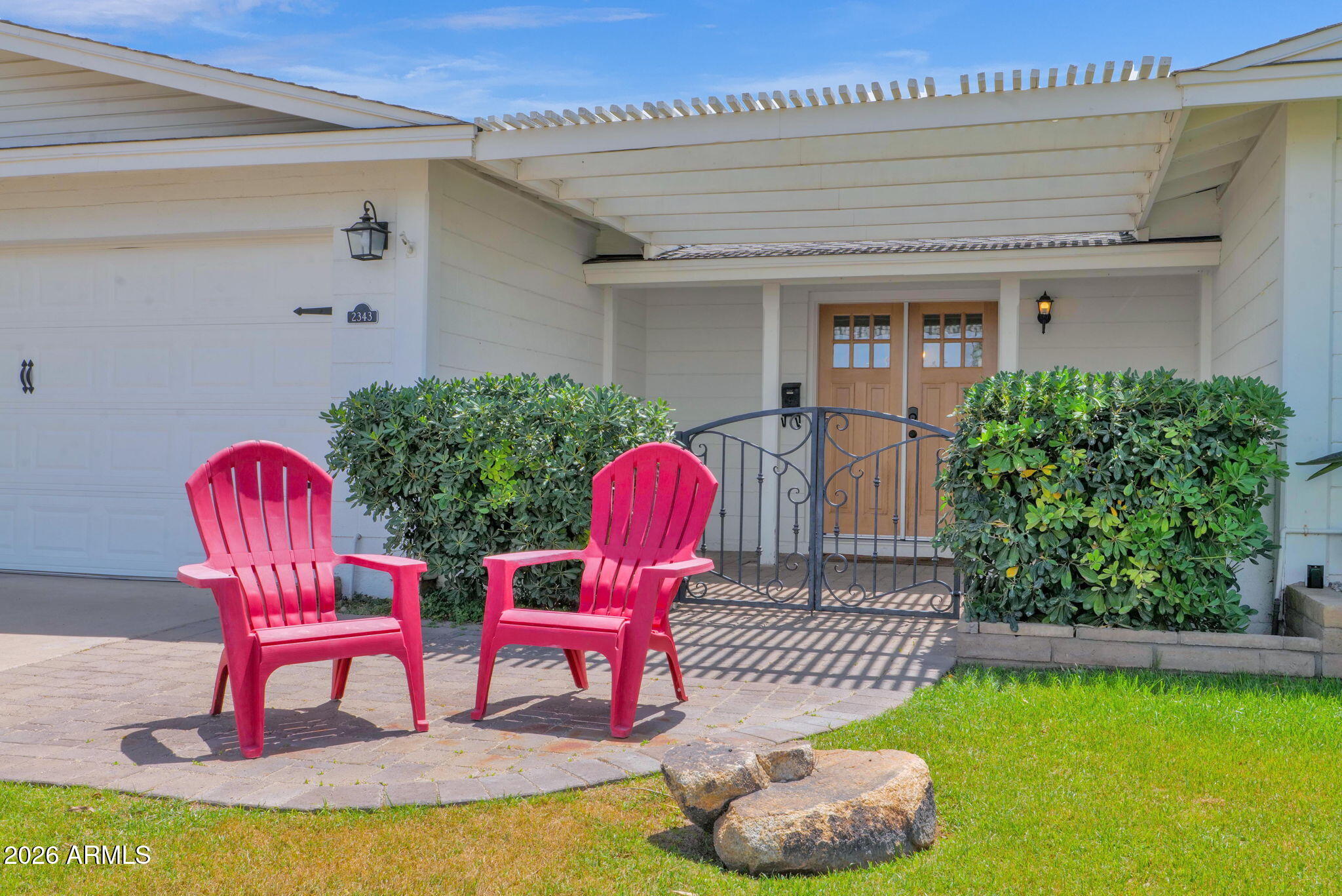 2343 W DE PALMA Circle