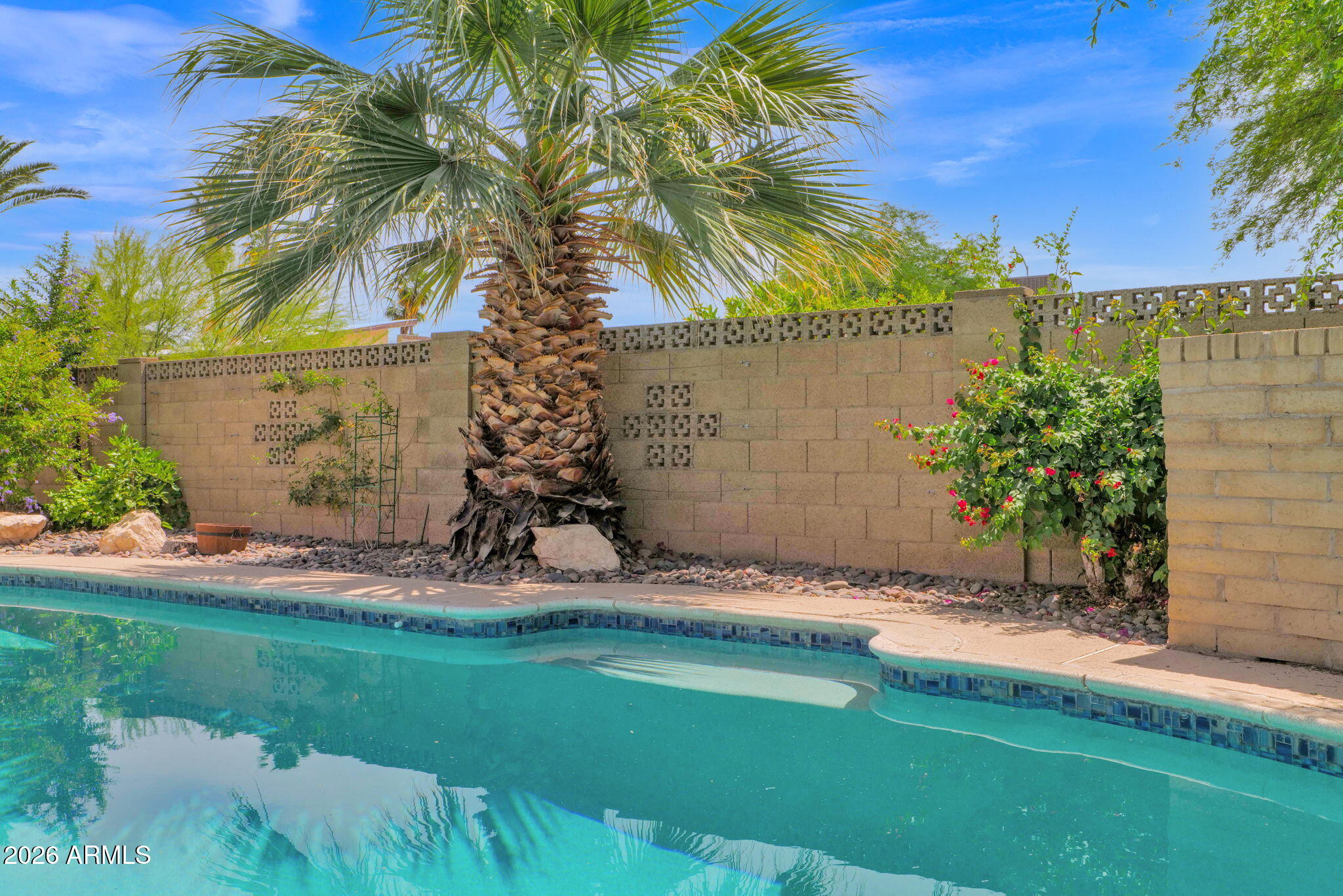 2343 W DE PALMA Circle