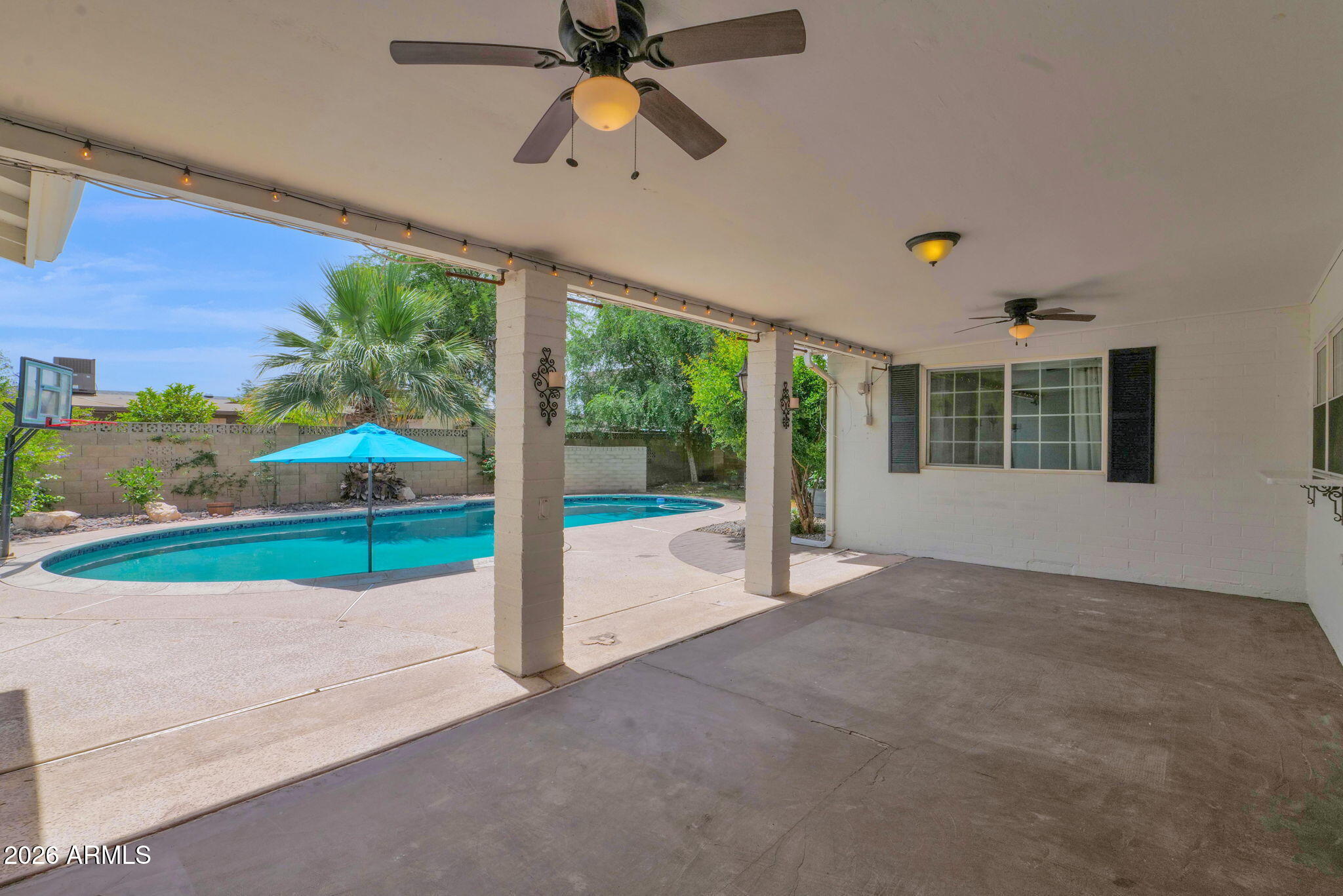 2343 W DE PALMA Circle