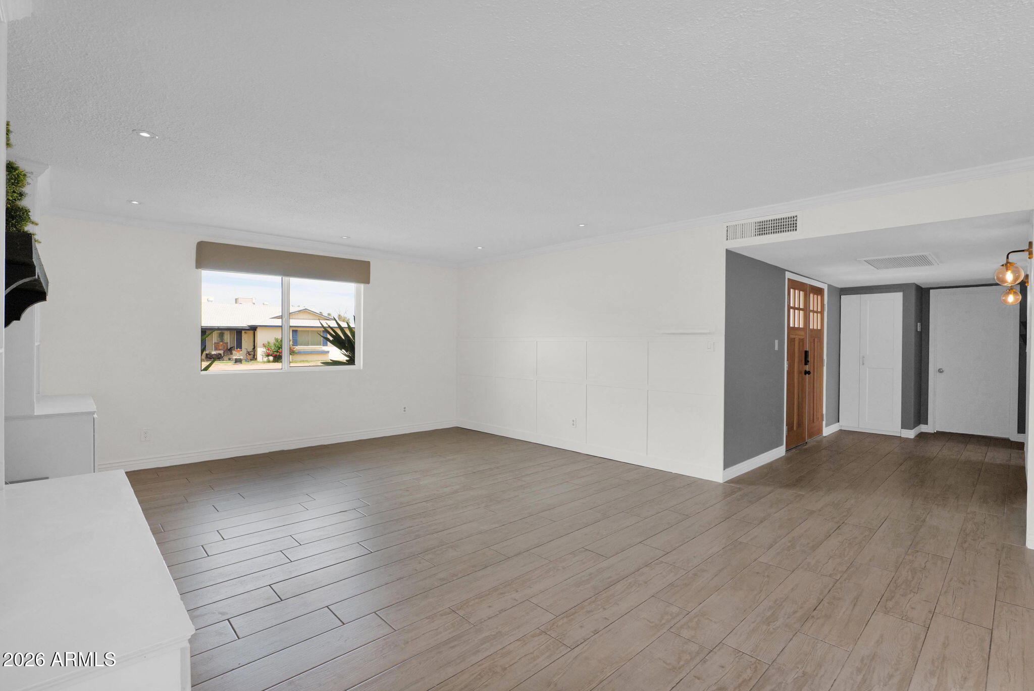 2343 W DE PALMA Circle