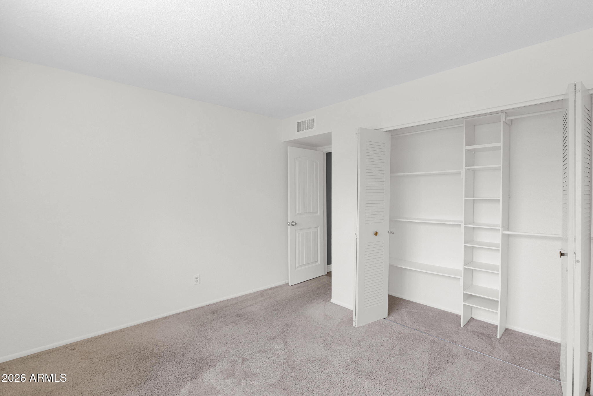 2343 W DE PALMA Circle