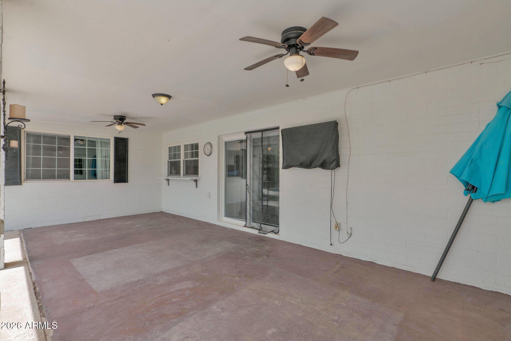 2343 W DE PALMA Circle