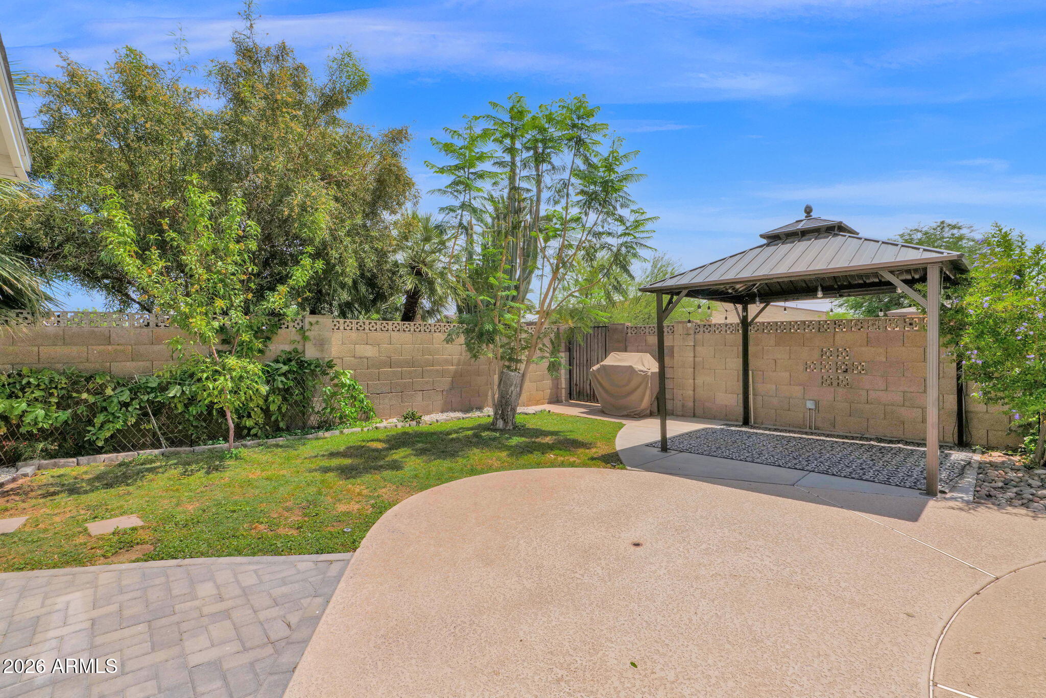 2343 W DE PALMA Circle