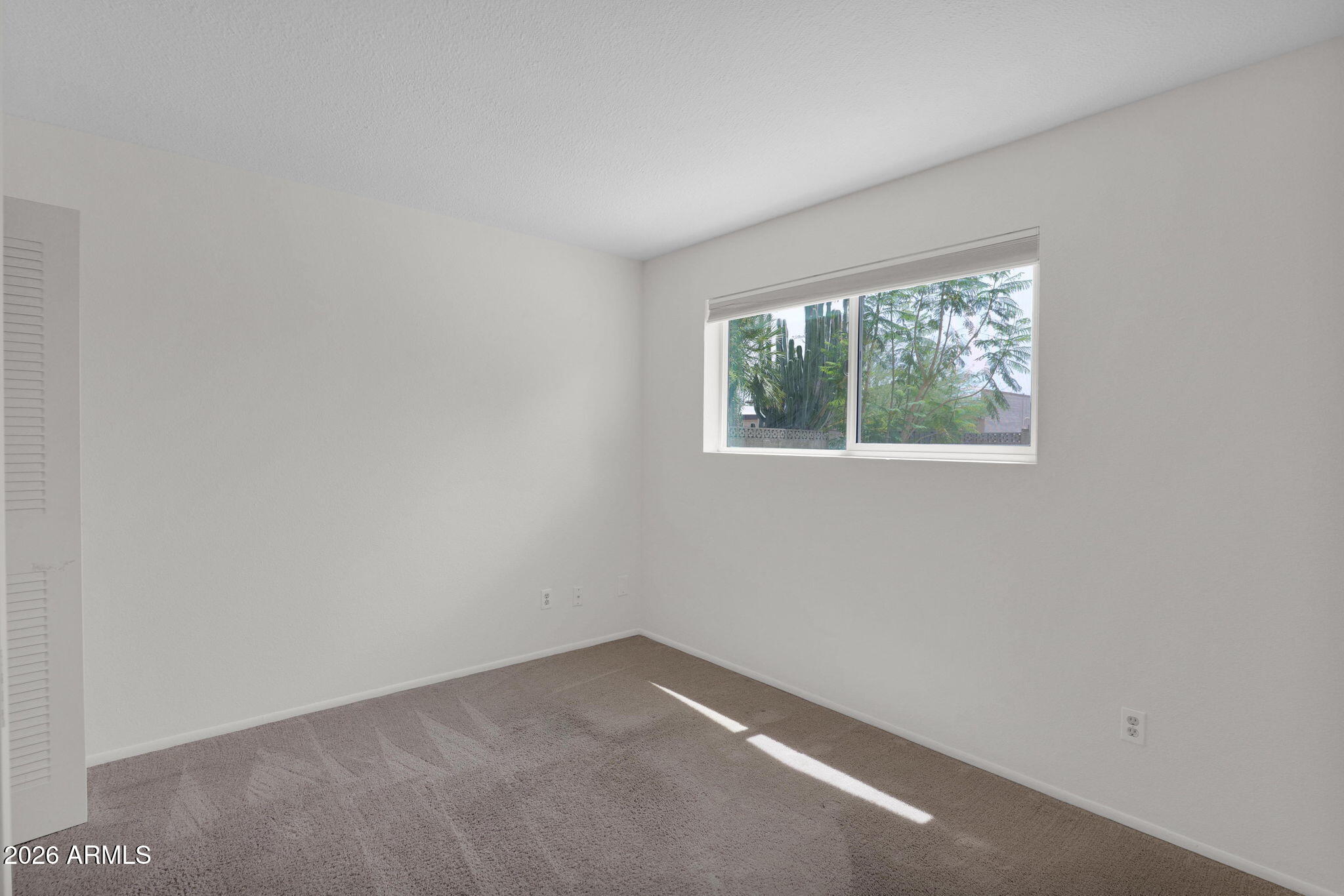 2343 W DE PALMA Circle