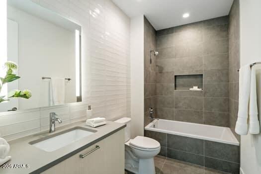 19355 N 73RD Way H2021