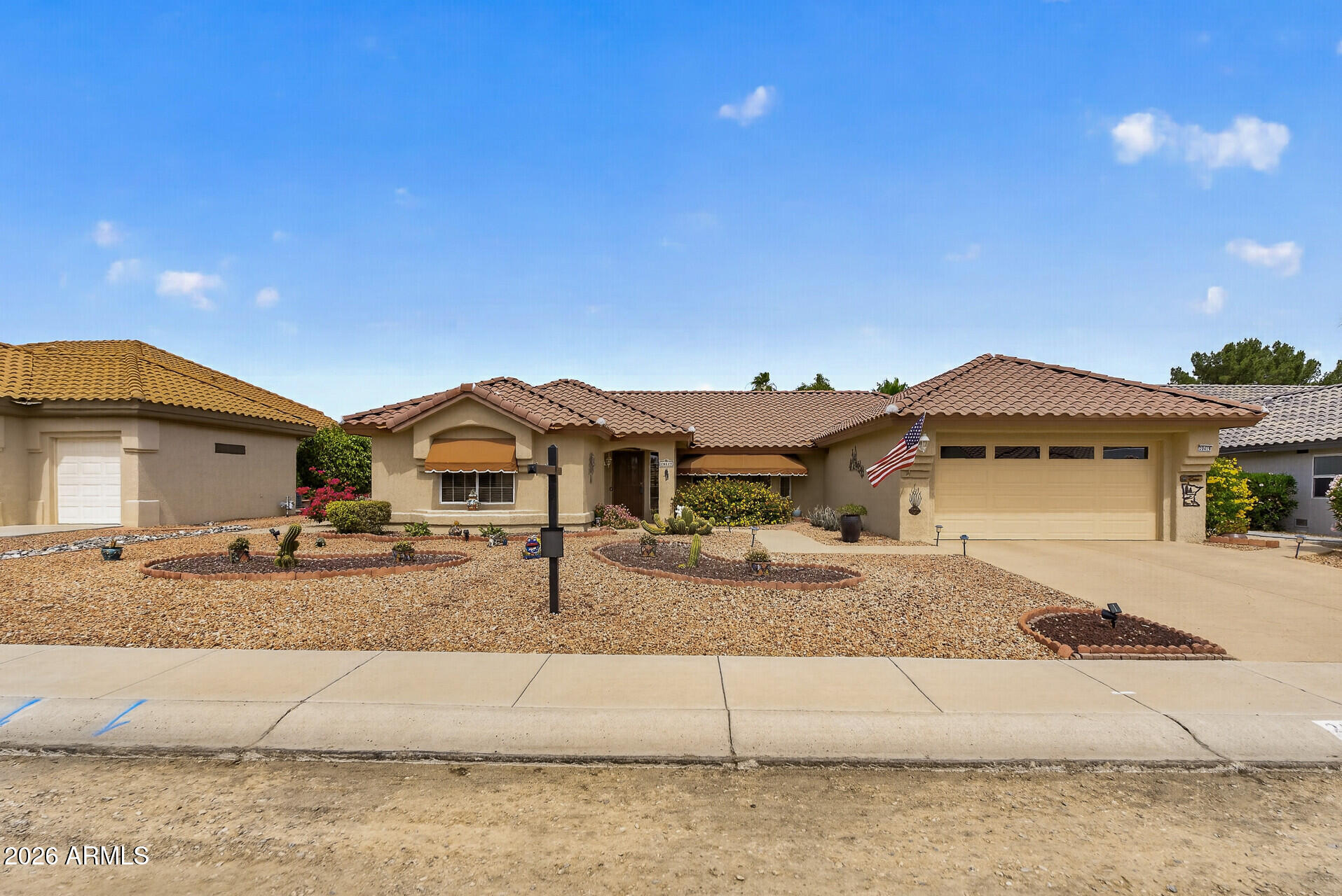 20419 N MEADOWOOD Drive